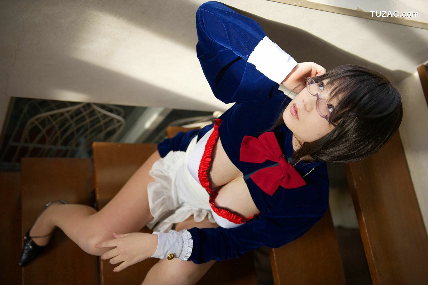 日本CosPlay_チョコボール向囲 《Unknown Character女仆眼镜娘》 写真集