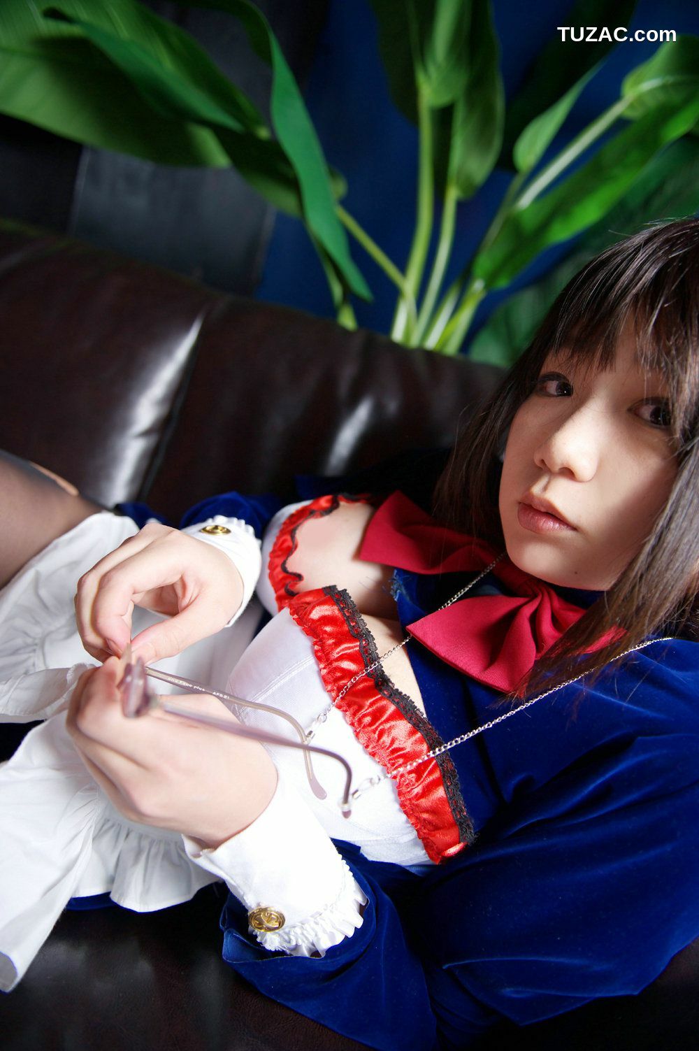 日本CosPlay_チョコボール向囲 《Unknown Character女仆眼镜娘》 写真集