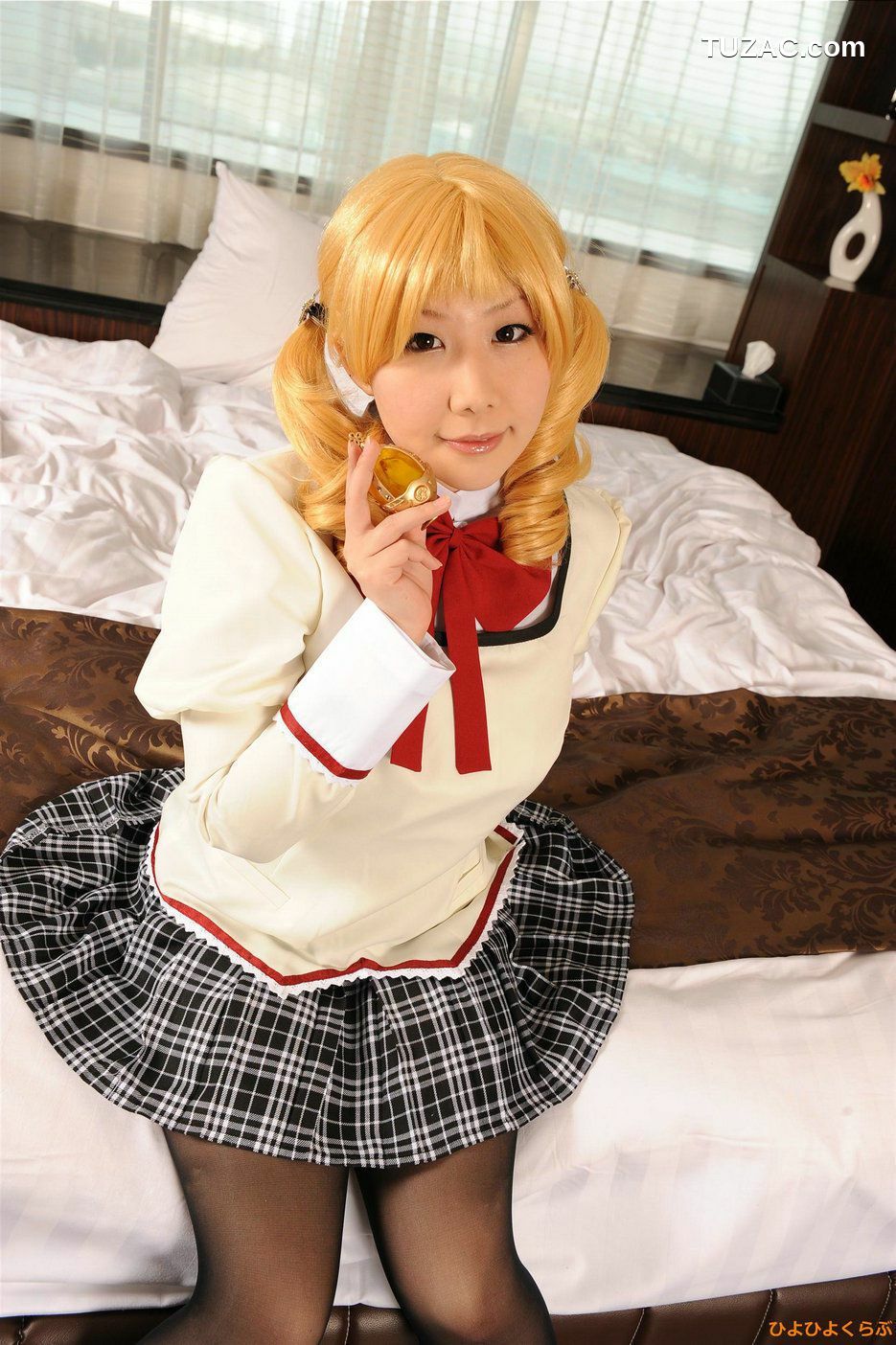 日本CosPlay_丹雫ひよ 《Mahou Shoujo Madoka Magica》Tomoe Mami  写真集[100P]