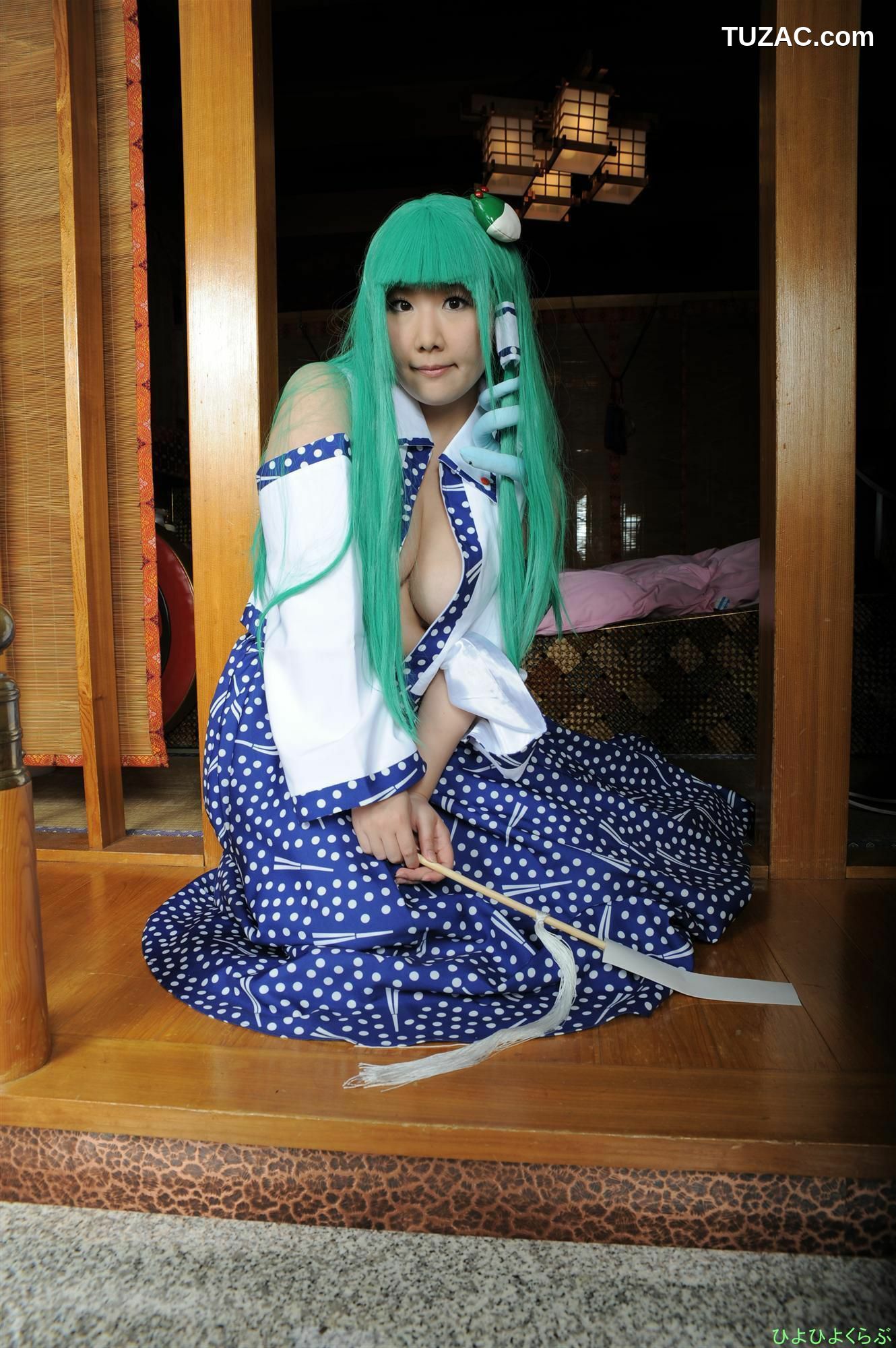 日本CosPlay_丹雫ひよ 《Touhou Project》Kochiya Sanae 早苗ちゃん  写真集[100P]