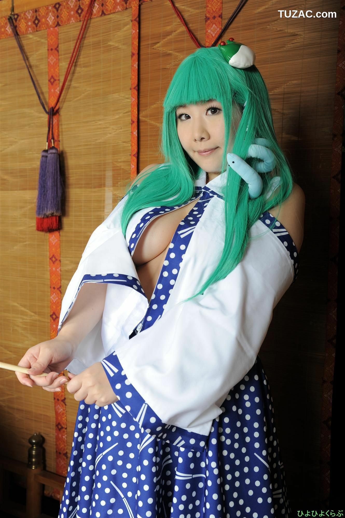 日本CosPlay_丹雫ひよ 《Touhou Project》Kochiya Sanae 早苗ちゃん  写真集[100P]