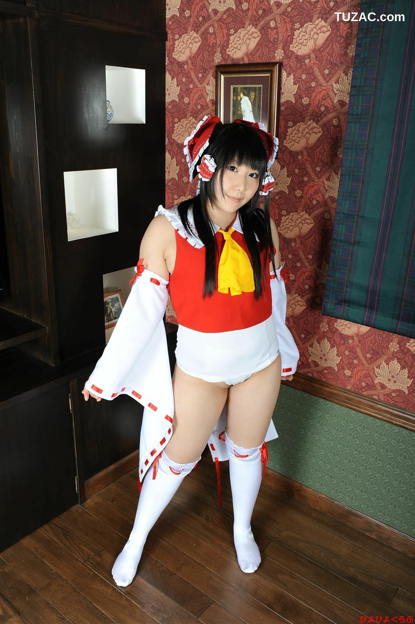 日本CosPlay_丹雫ひよ《東方Project》博麗霊夢  写真集[100P]