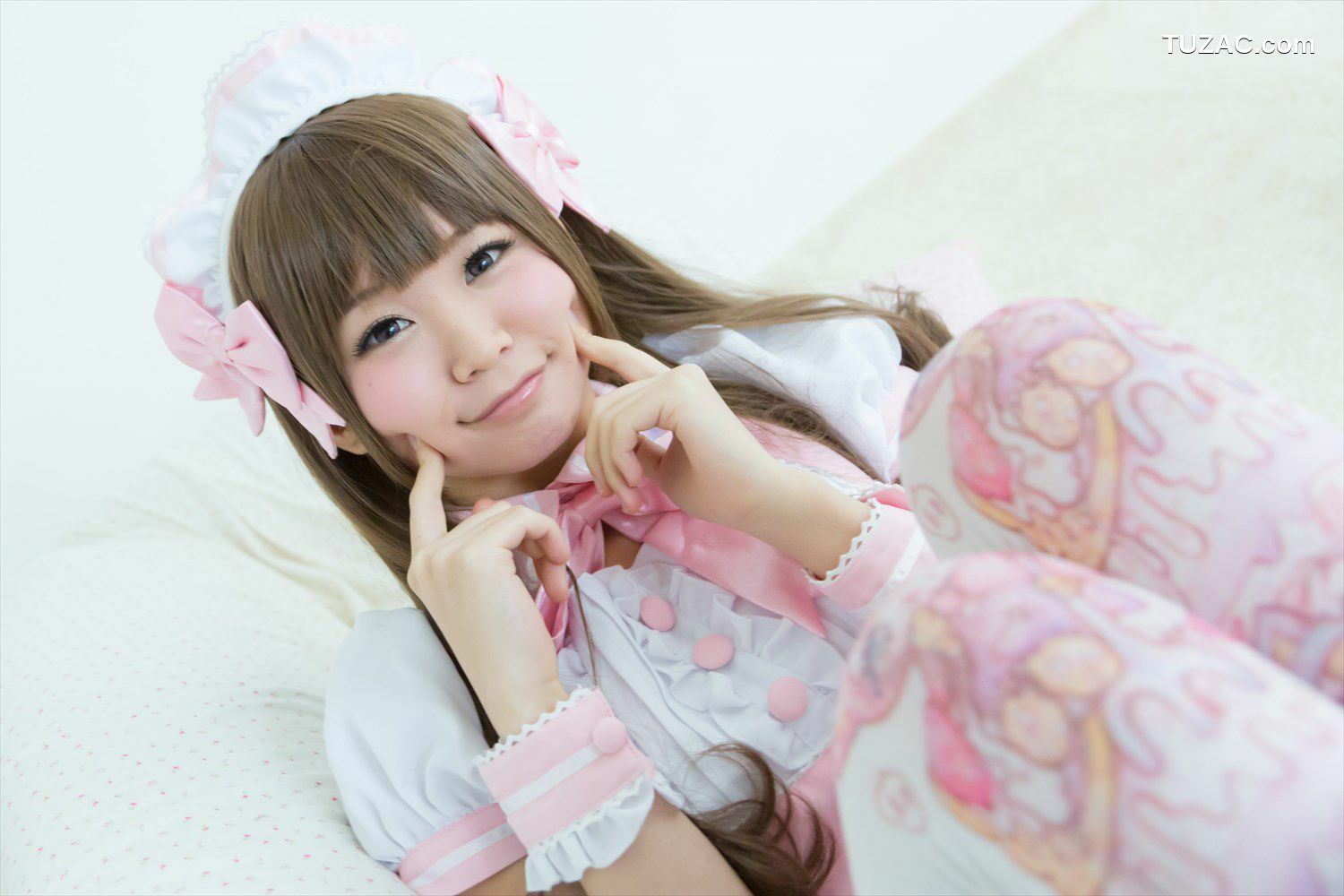 日本CosPlay_五木昶 (五木あきら) 《Maid(メイド) + School Girl(女子校生)》 写真集