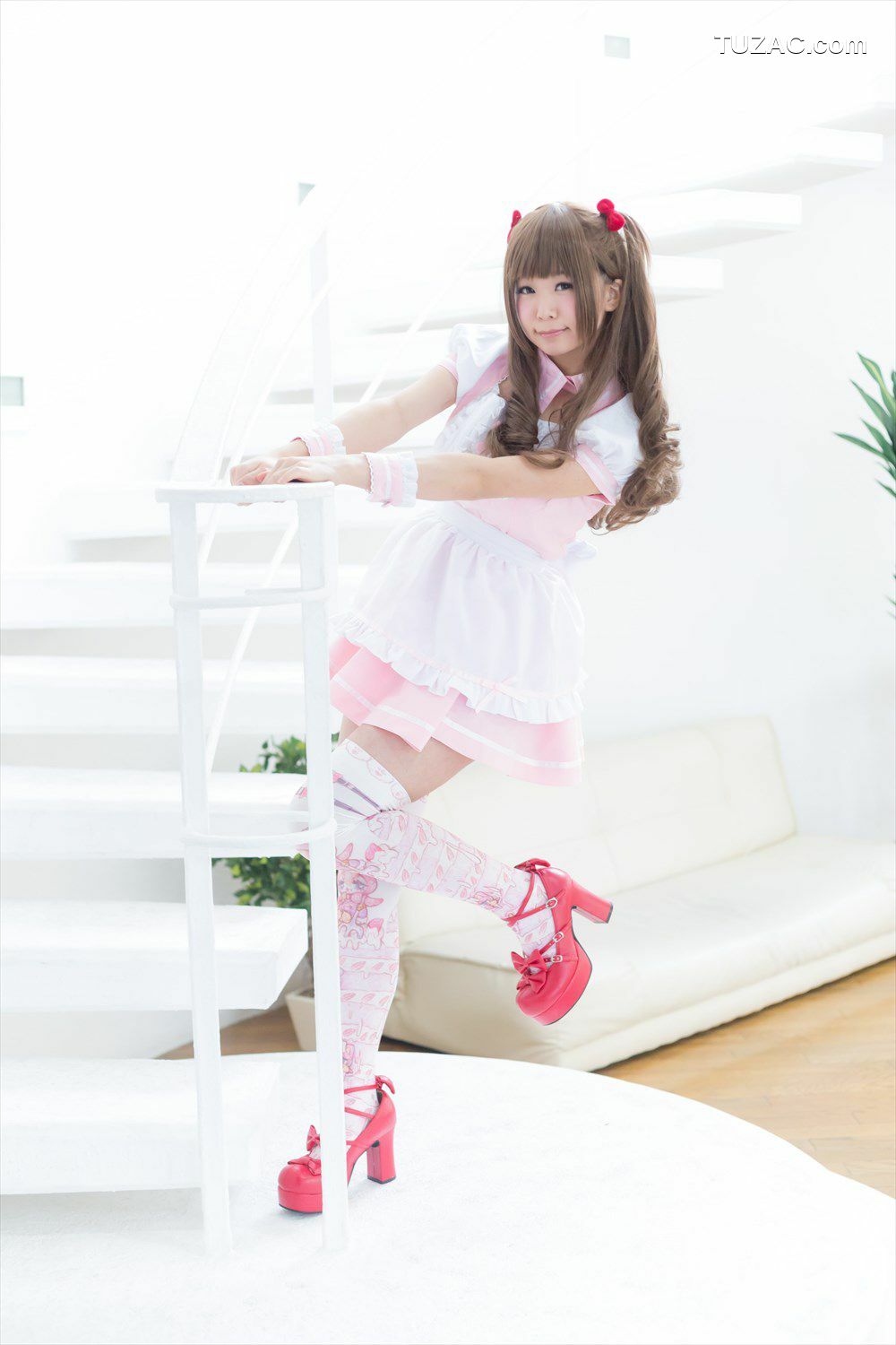 日本CosPlay_五木昶 (五木あきら) 《Maid(メイド) + School Girl(女子校生)》 写真集