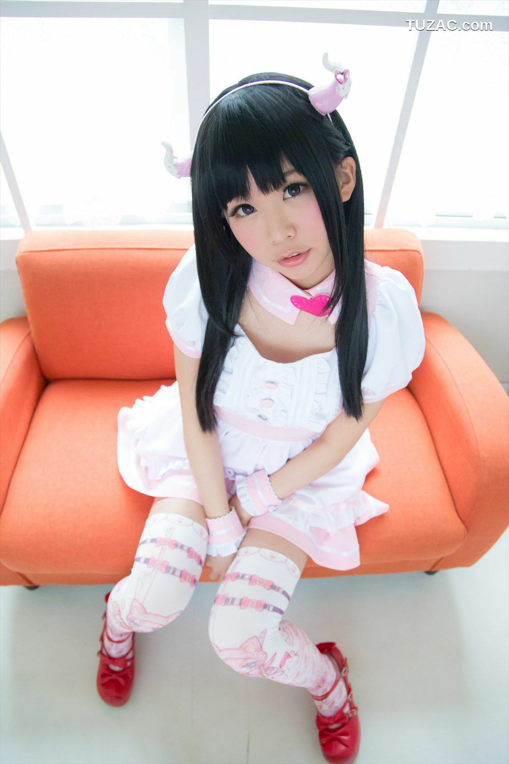 日本CosPlay_五木昶 (五木あきら) 《Maid(メイド) + School Girl(女子校生)》 写真集