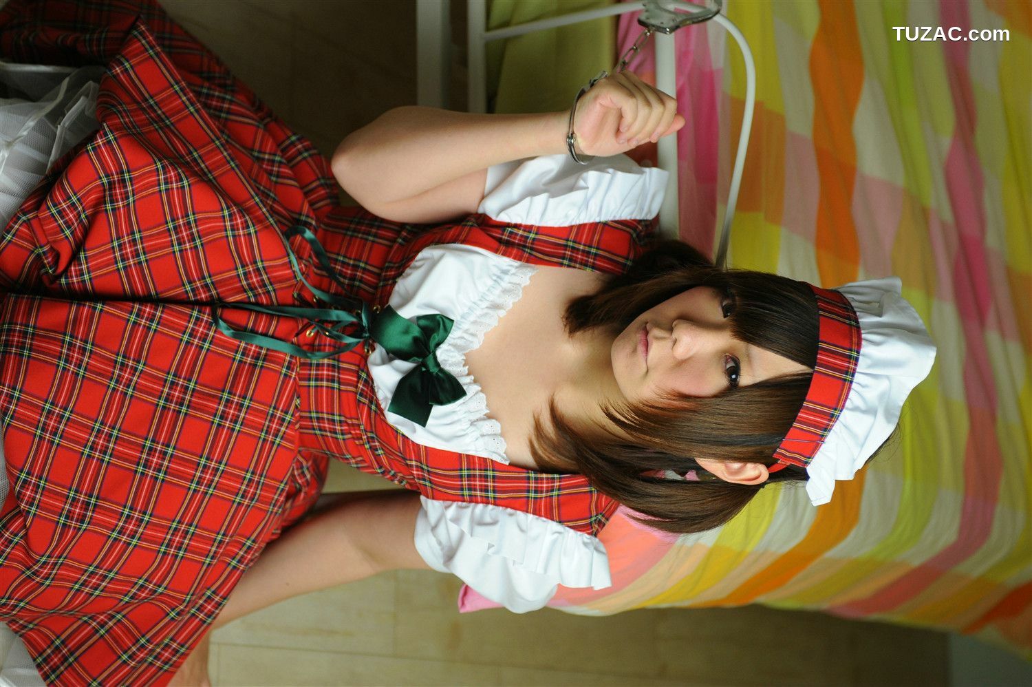 日本CosPlay_兎丘なこ 《ご奉仕玩具Maid(メイド)姉妹》 写真集[97P]