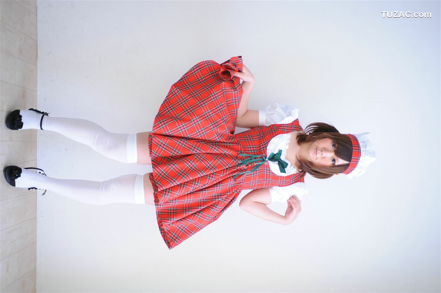 日本CosPlay_兎丘なこ 《ご奉仕玩具Maid(メイド)姉妹》 写真集[97P]