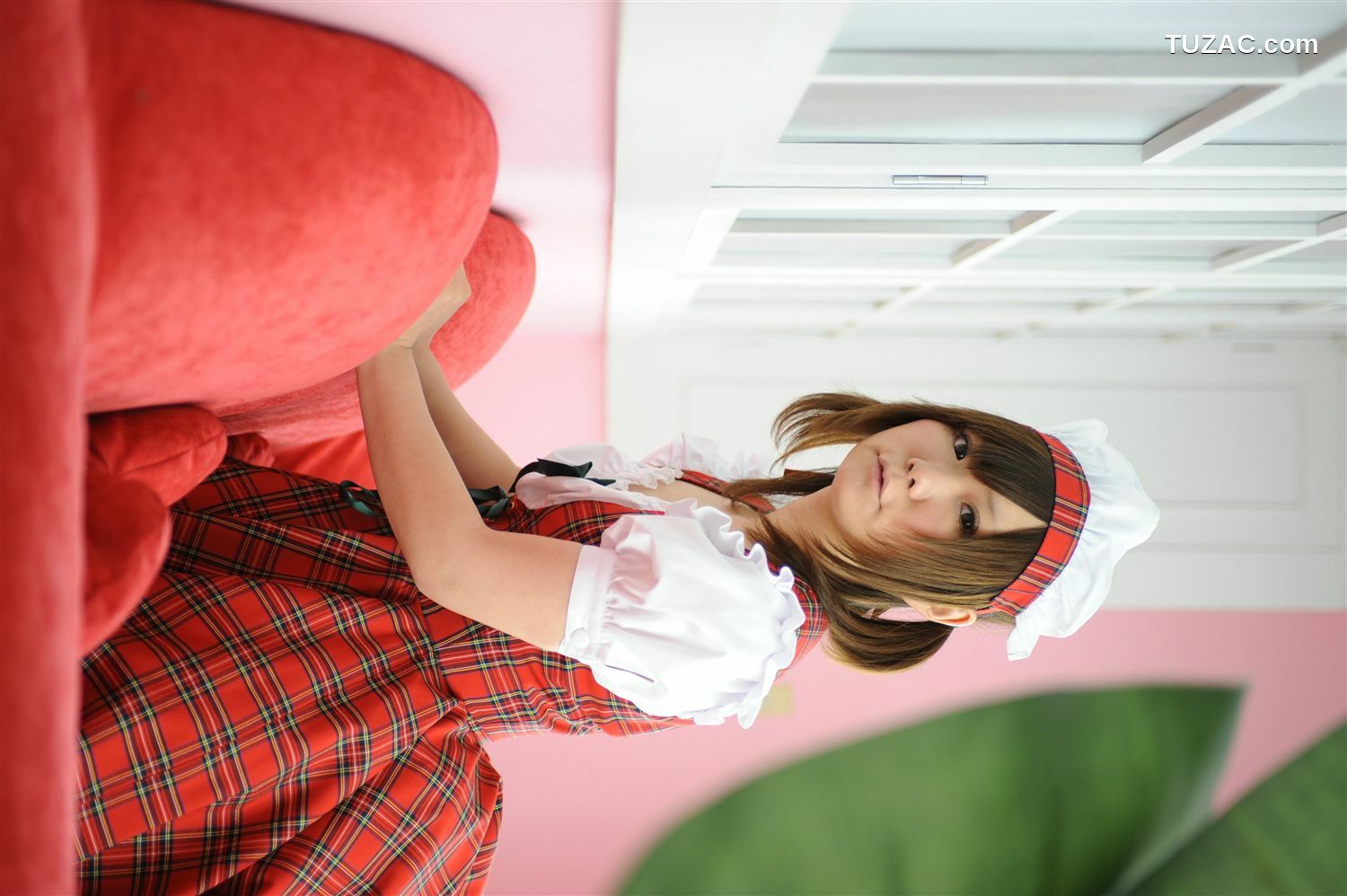 日本CosPlay_兎丘なこ 《ご奉仕玩具Maid(メイド)姉妹》 写真集[97P]