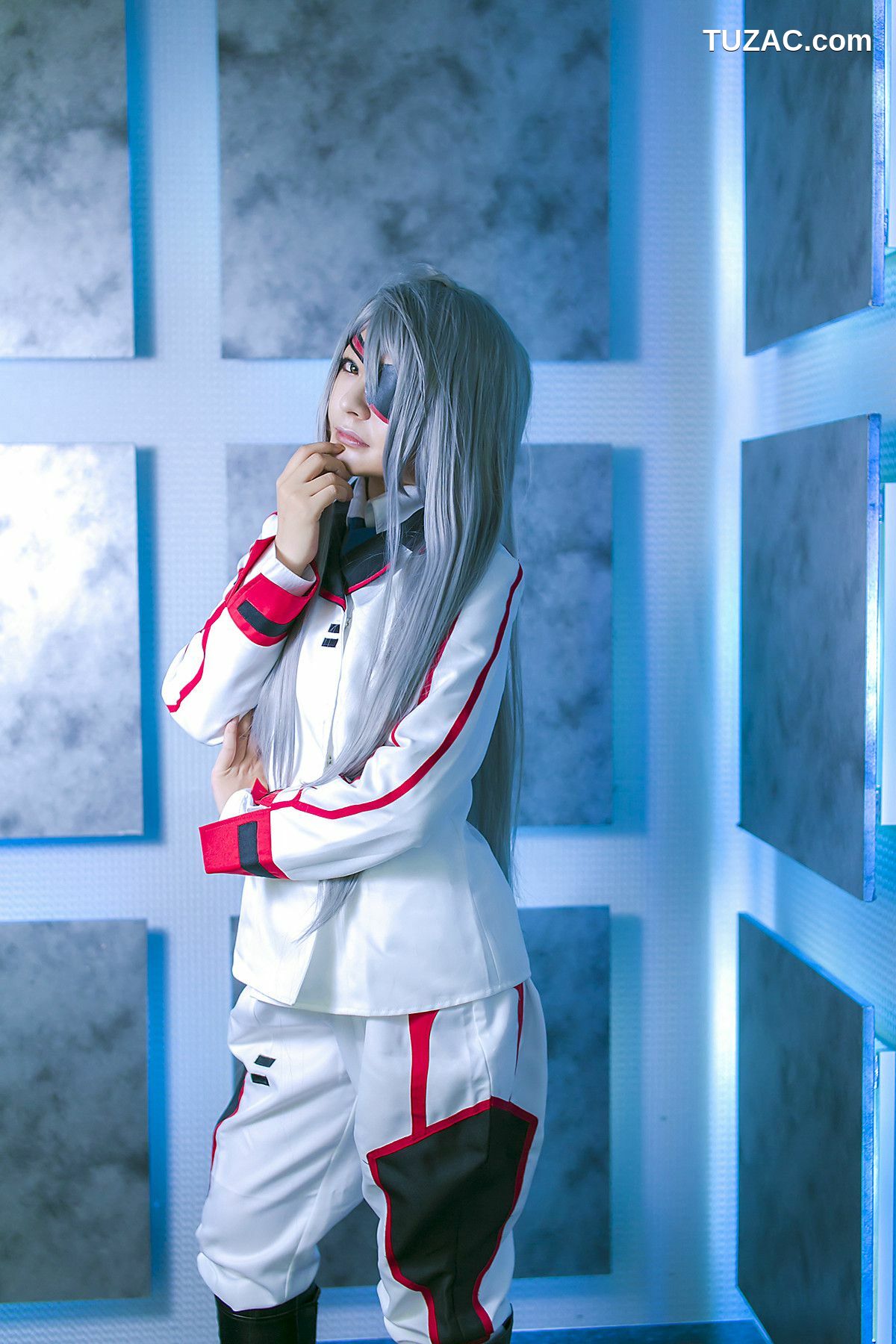 日本CosPlay_円ちゃみ 《Infinite Stratos》Laura Bodewig 写真集[100P]