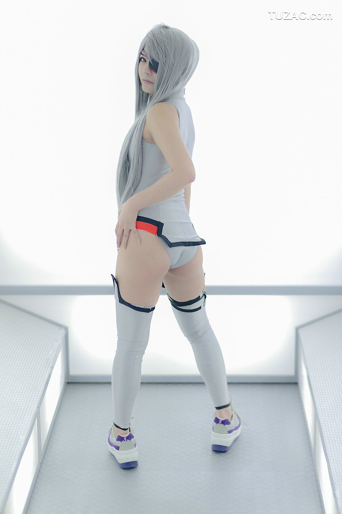 日本CosPlay_円ちゃみ 《Infinite Stratos》Laura Bodewig 写真集[100P]