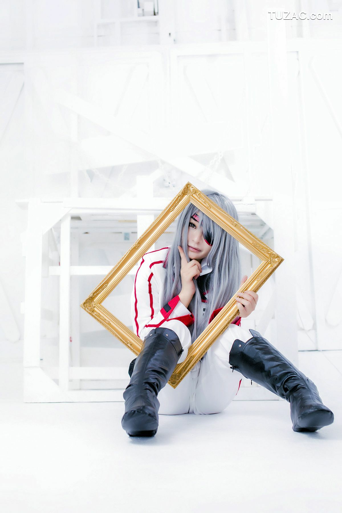 日本CosPlay_円ちゃみ 《Infinite Stratos》Laura Bodewig 写真集[100P]