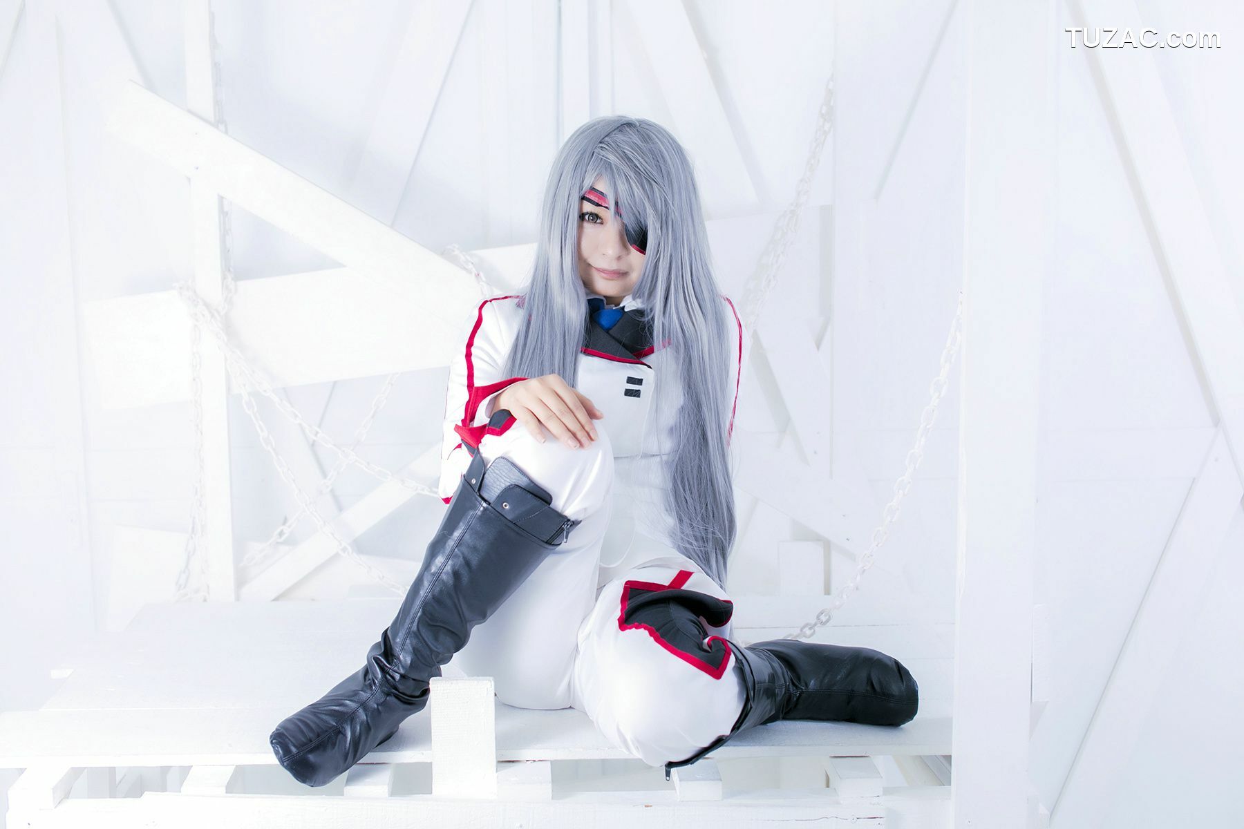 日本CosPlay_円ちゃみ 《Infinite Stratos》Laura Bodewig 写真集[100P]
