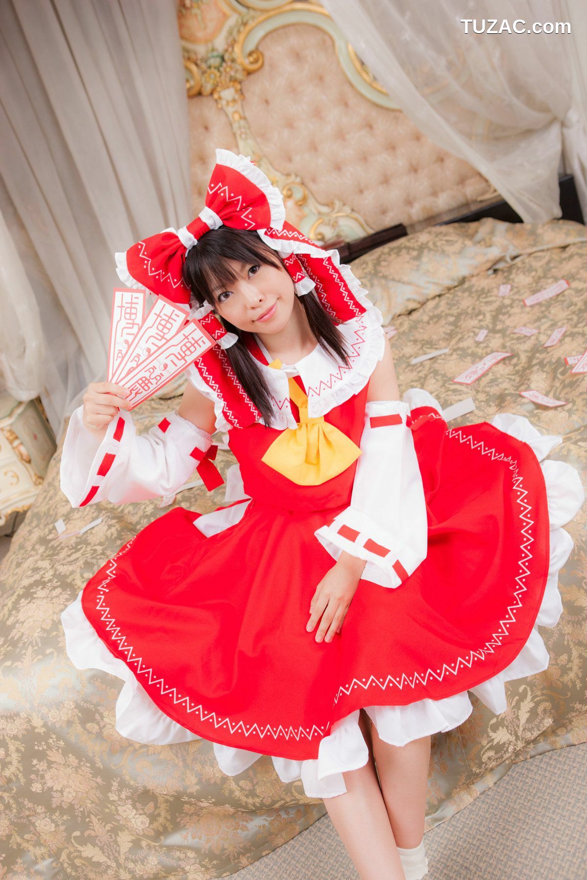日本CosPlay_南雲つばさ 《Touhou Project》Hakurei Reimu 写真集[65P]