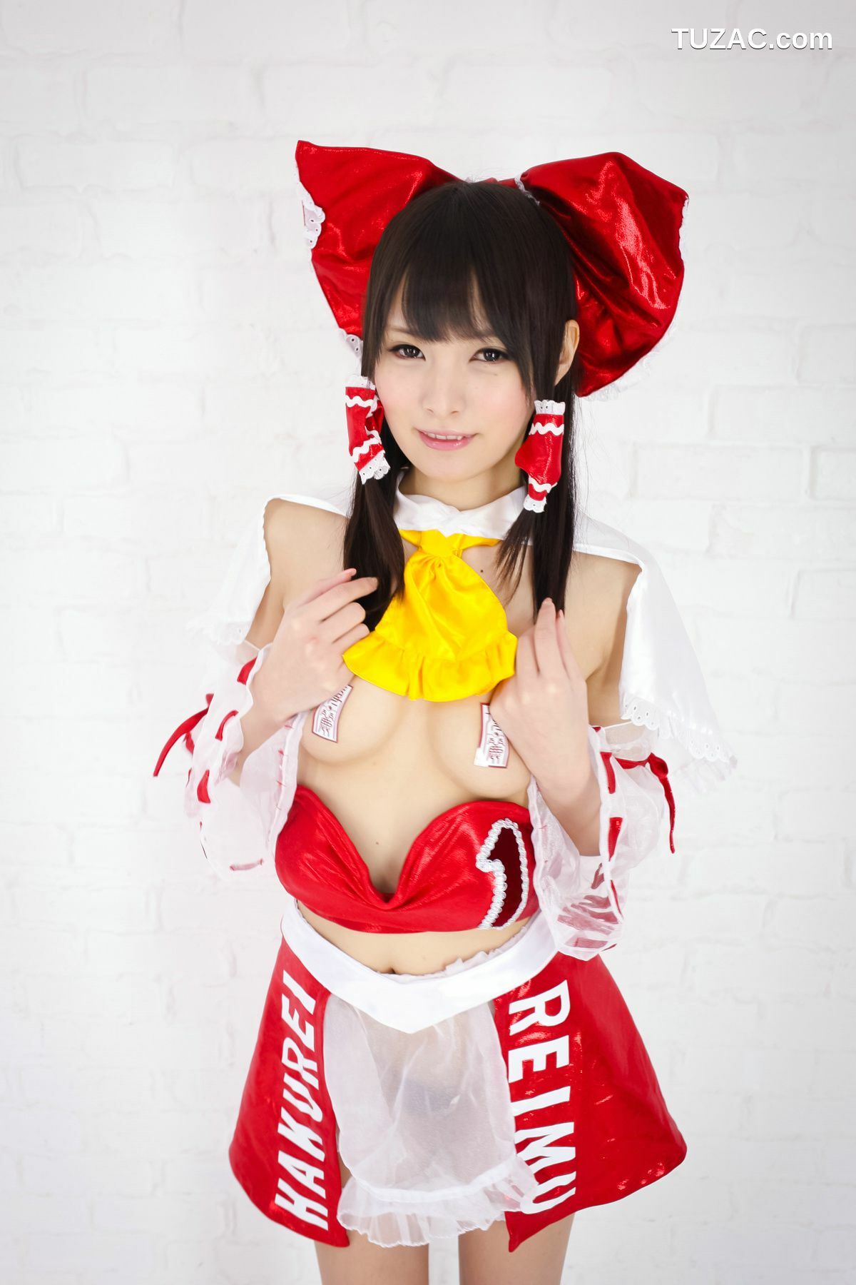 日本CosPlay_坂口みほの (桜めい) 《東方Project》博麗霊夢 写真集[33P]