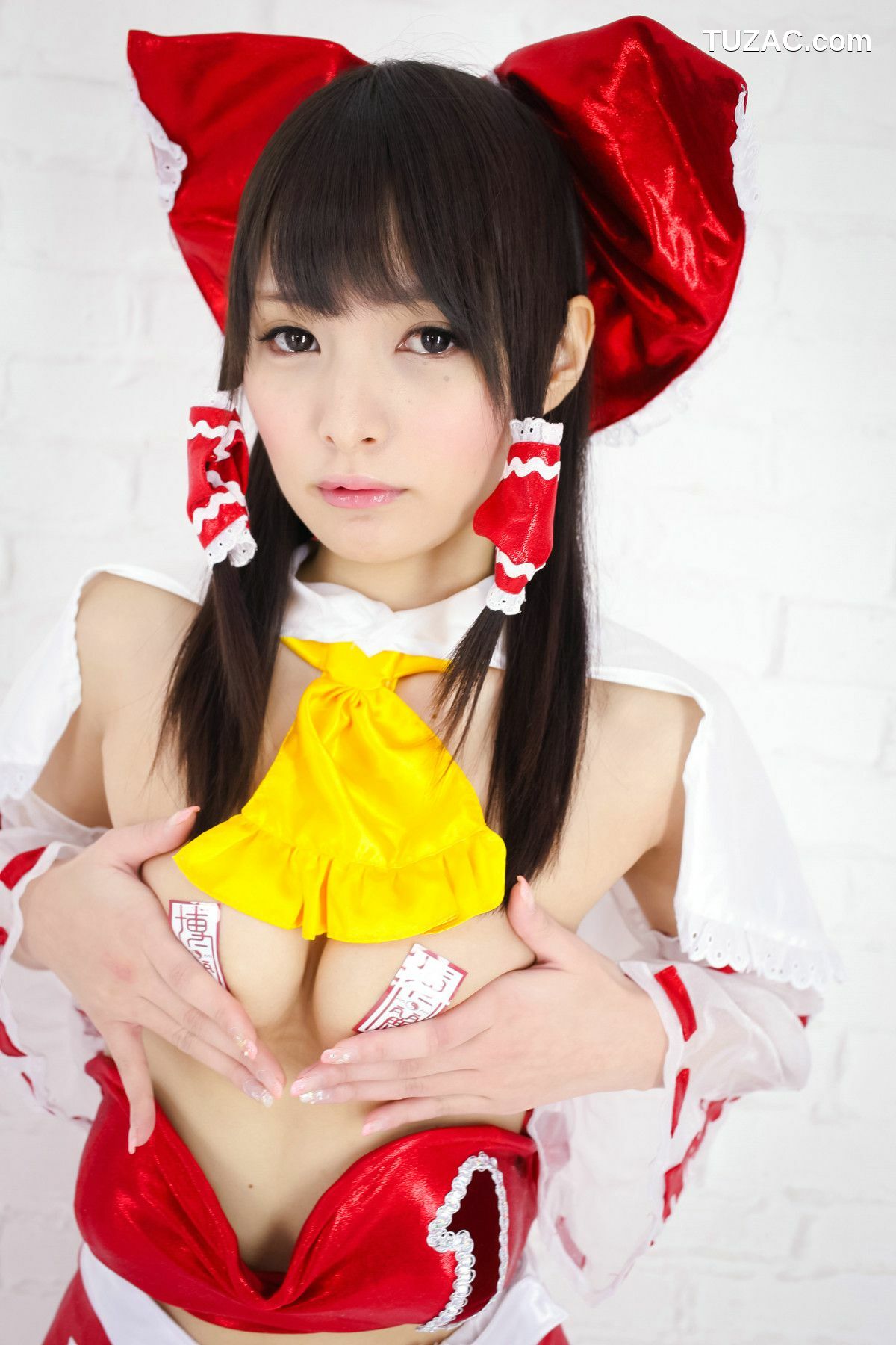 日本CosPlay_坂口みほの (桜めい) 《東方Project》博麗霊夢 写真集[33P]