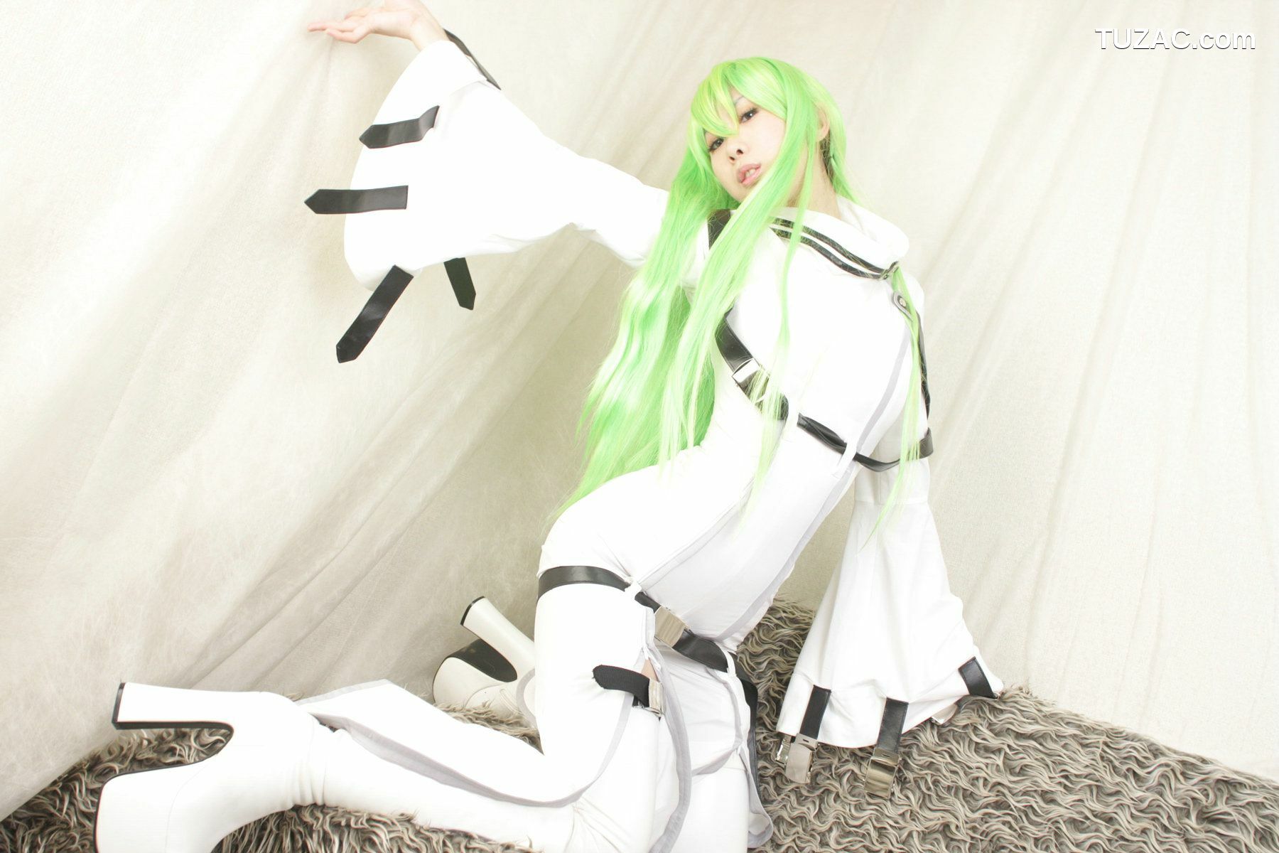 日本CosPlay_守薙まどか (Kaminagi Madoka) 《Code Geass》C.C 写真集[100P]