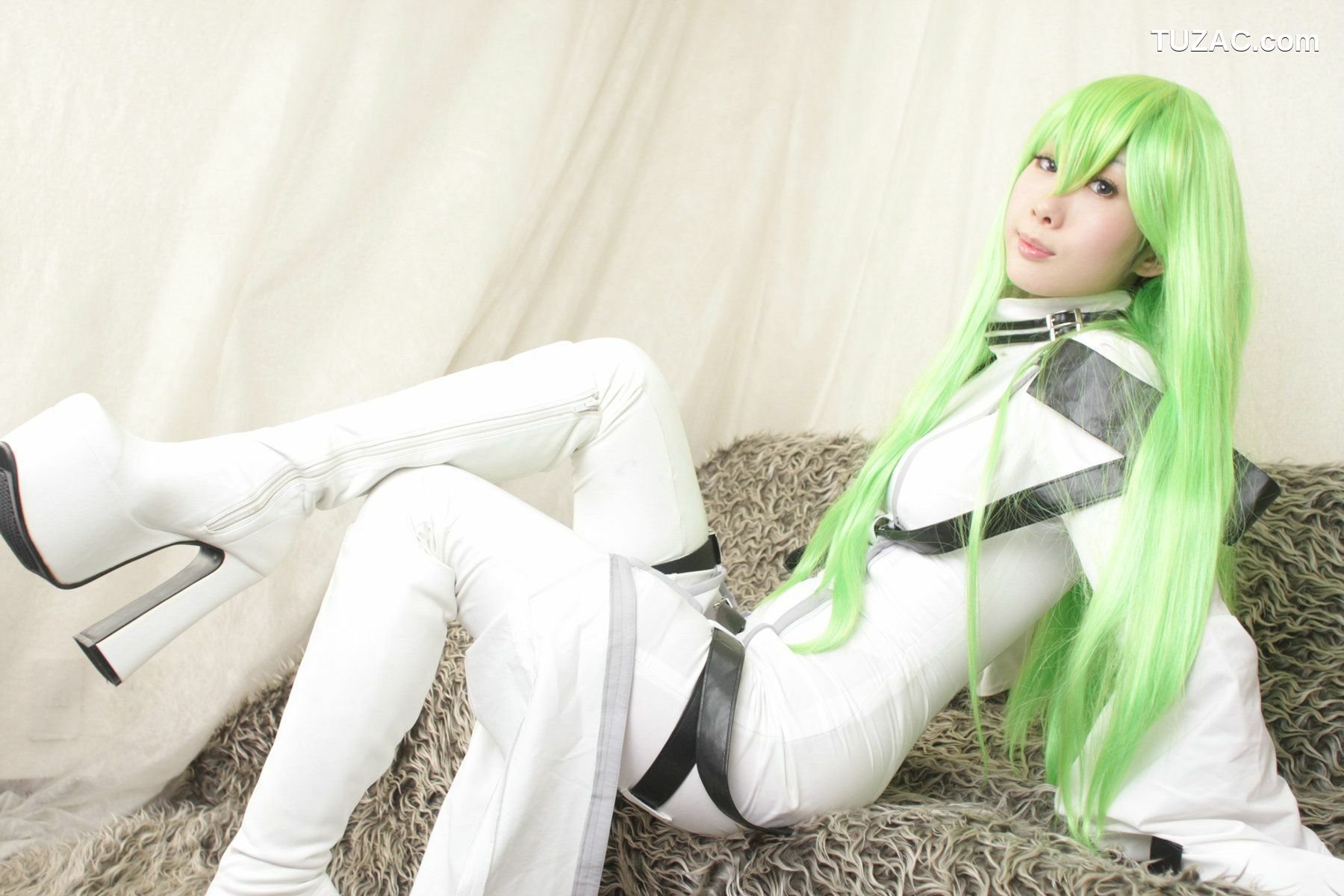 日本CosPlay_守薙まどか (Kaminagi Madoka) 《Code Geass》C.C 写真集[100P]