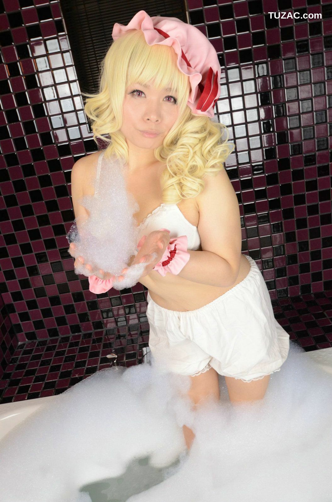 日本CosPlay_岡田ゆい (Okada Yui) 《Touhou Project》Remilia Scarlet+Flandre Scarlet 写真集[100P]