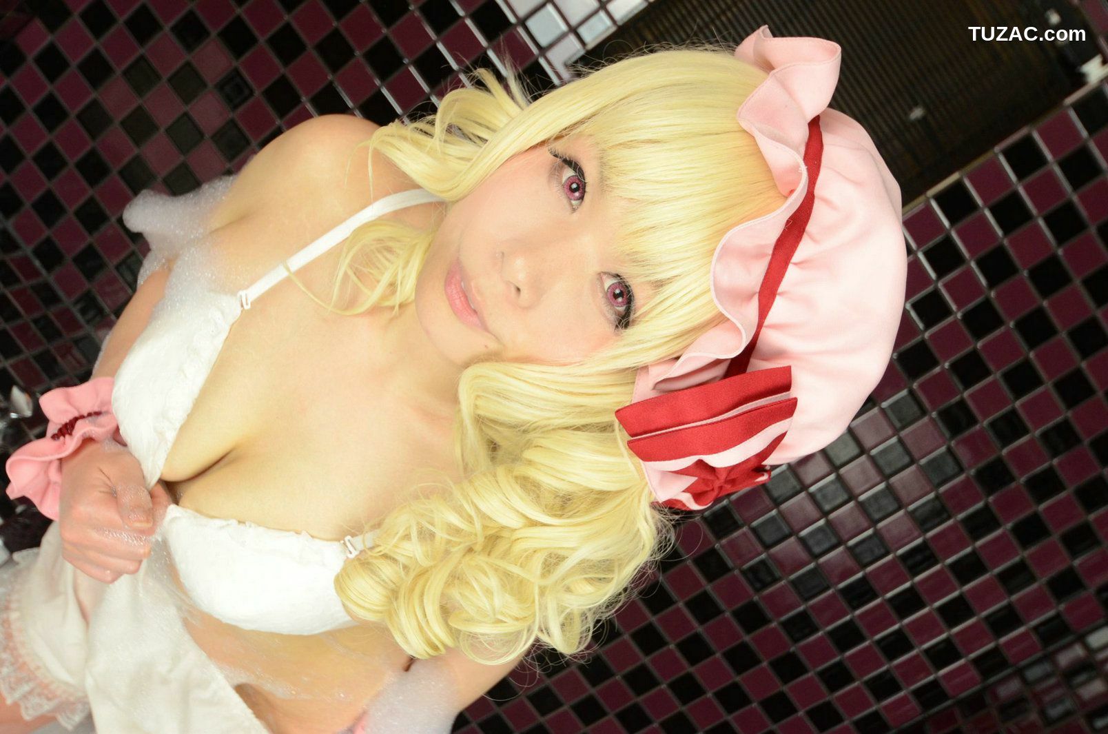 日本CosPlay_岡田ゆい (Okada Yui) 《Touhou Project》Remilia Scarlet+Flandre Scarlet 写真集[100P]