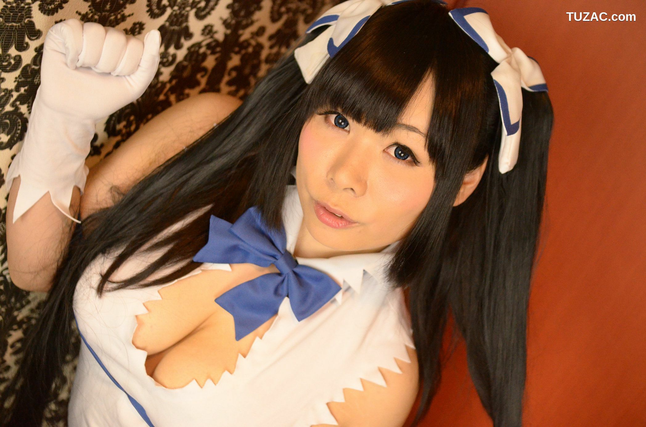 日本CosPlay_岡田ゆい《ダンジョンに出会いを求めるのは間違っているだろうか》Hestia 写真集[99P]