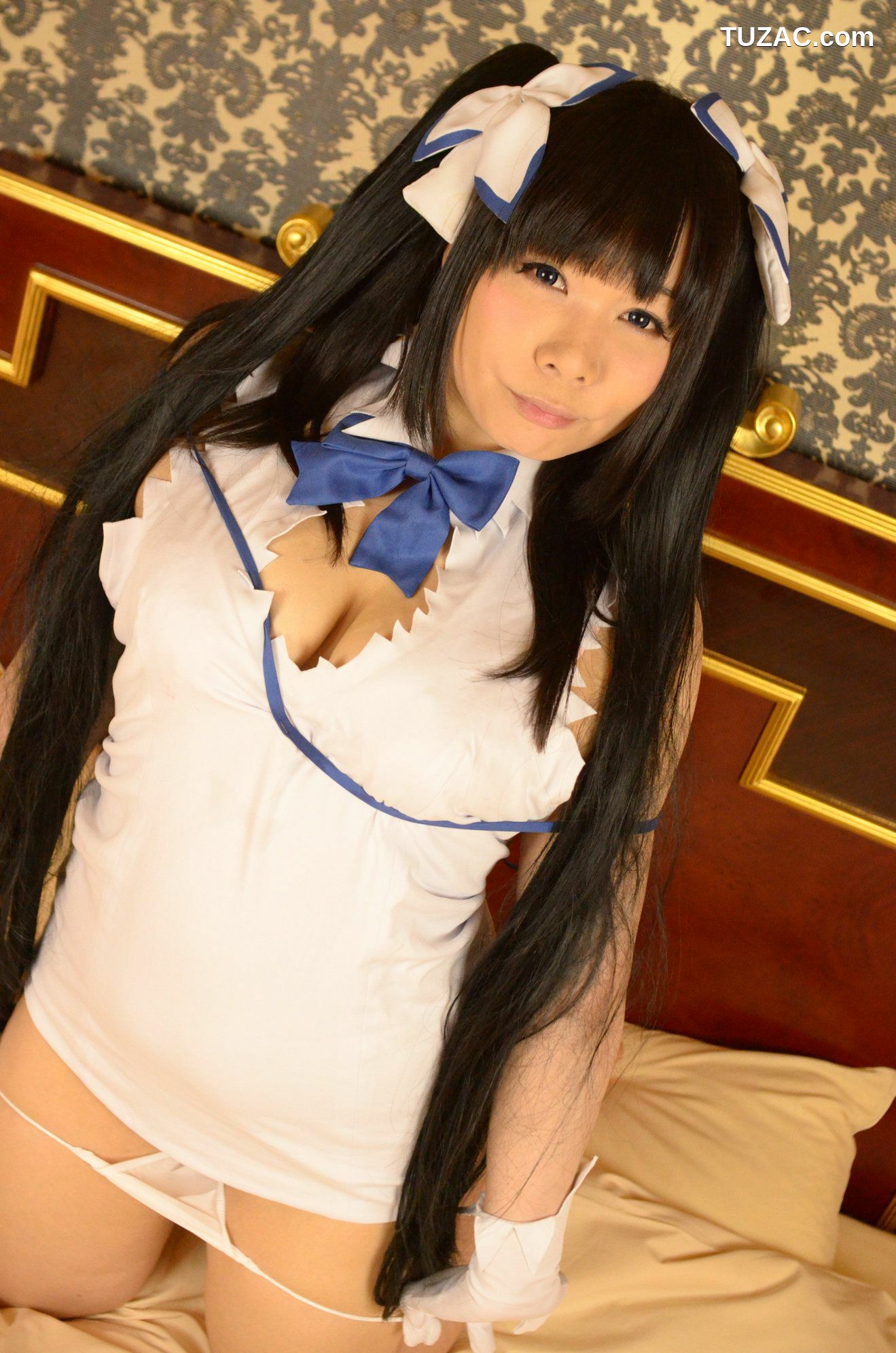 日本CosPlay_岡田ゆい《ダンジョンに出会いを求めるのは間違っているだろうか》Hestia 写真集[99P]