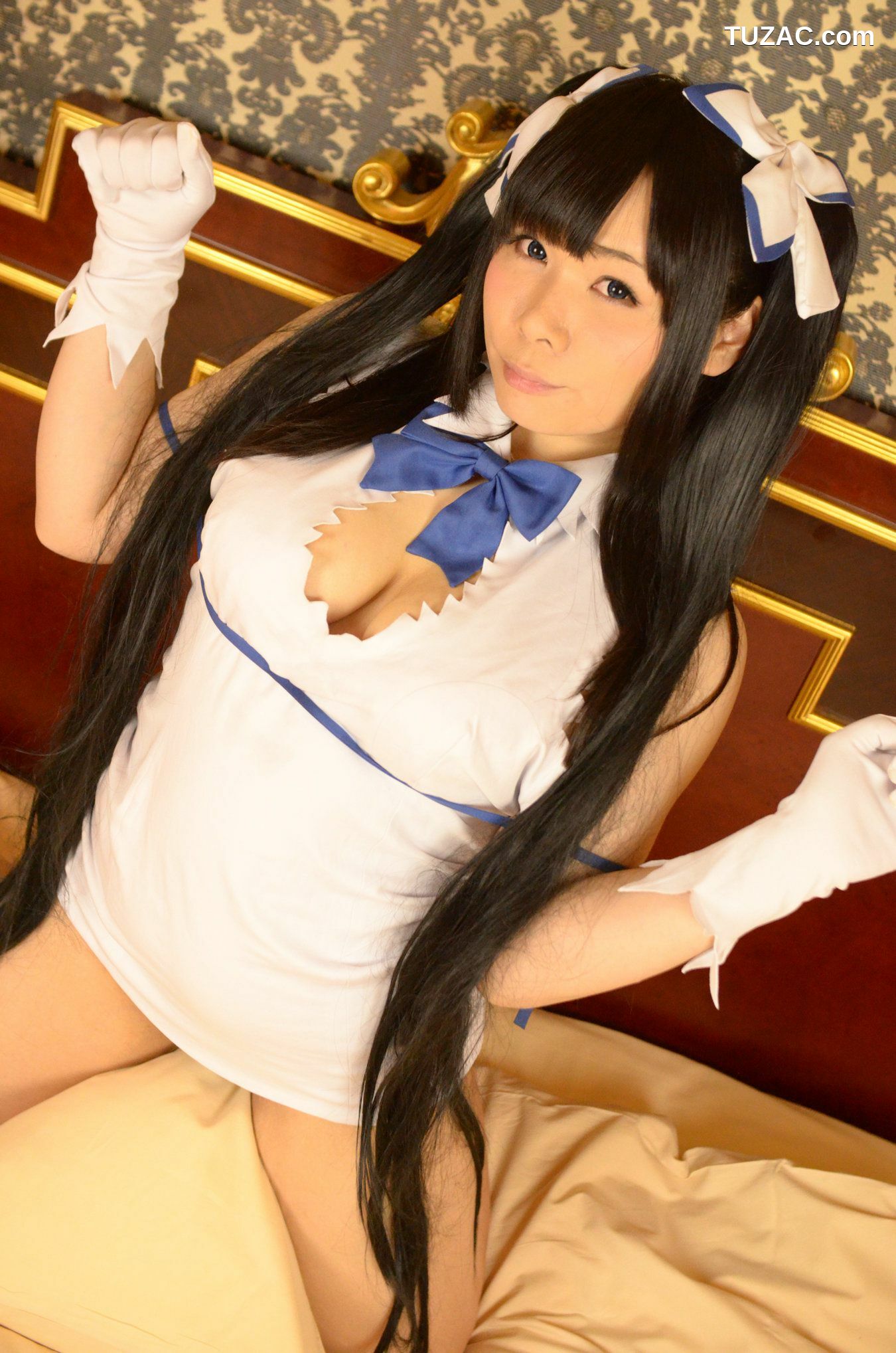 日本CosPlay_岡田ゆい《ダンジョンに出会いを求めるのは間違っているだろうか》Hestia 写真集[99P]