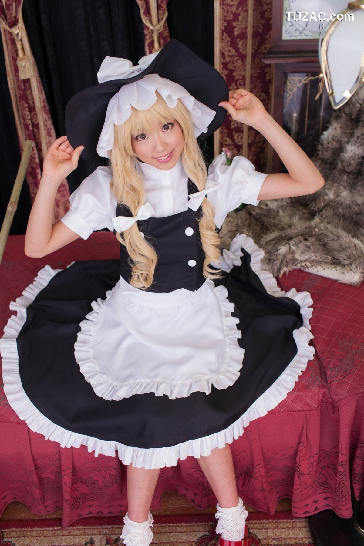 日本CosPlay_早乙女らぶ (目々泽めぐ) 《東方Project》霧雨魔理沙 Kirisame Marisa 写真集
