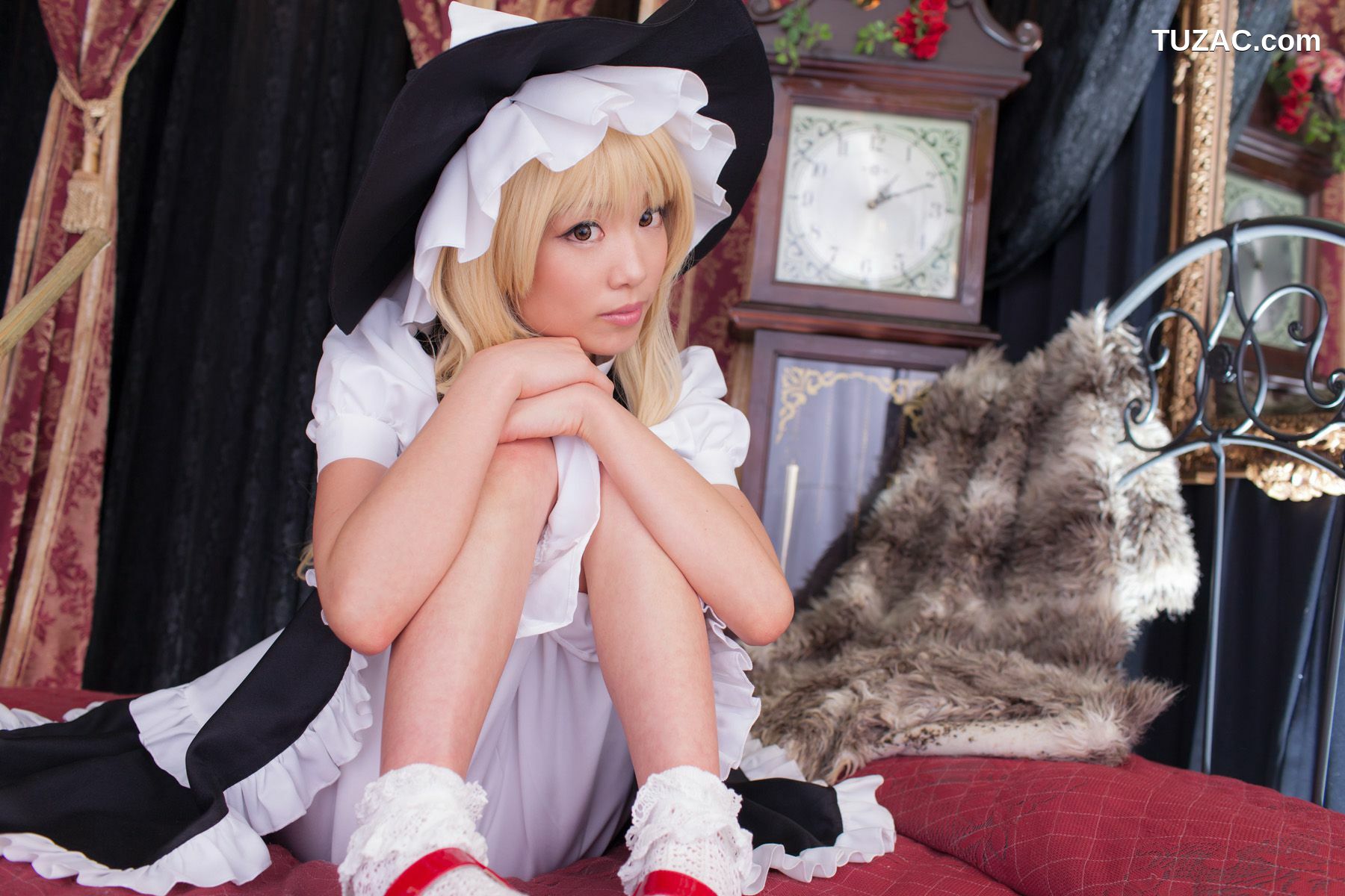 日本CosPlay_早乙女らぶ (目々泽めぐ) 《東方Project》霧雨魔理沙 Kirisame Marisa 写真集