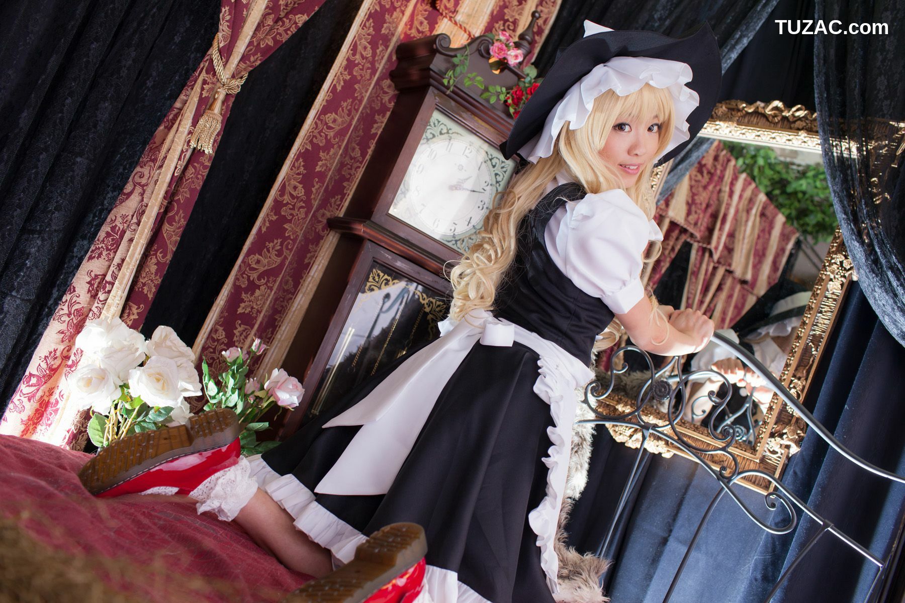 日本CosPlay_早乙女らぶ (目々泽めぐ) 《東方Project》霧雨魔理沙 Kirisame Marisa 写真集