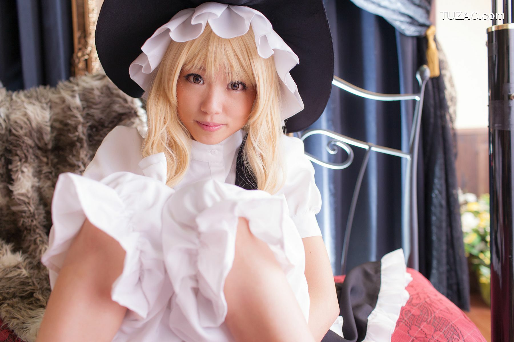 日本CosPlay_早乙女らぶ (目々泽めぐ) 《東方Project》霧雨魔理沙 Kirisame Marisa 写真集