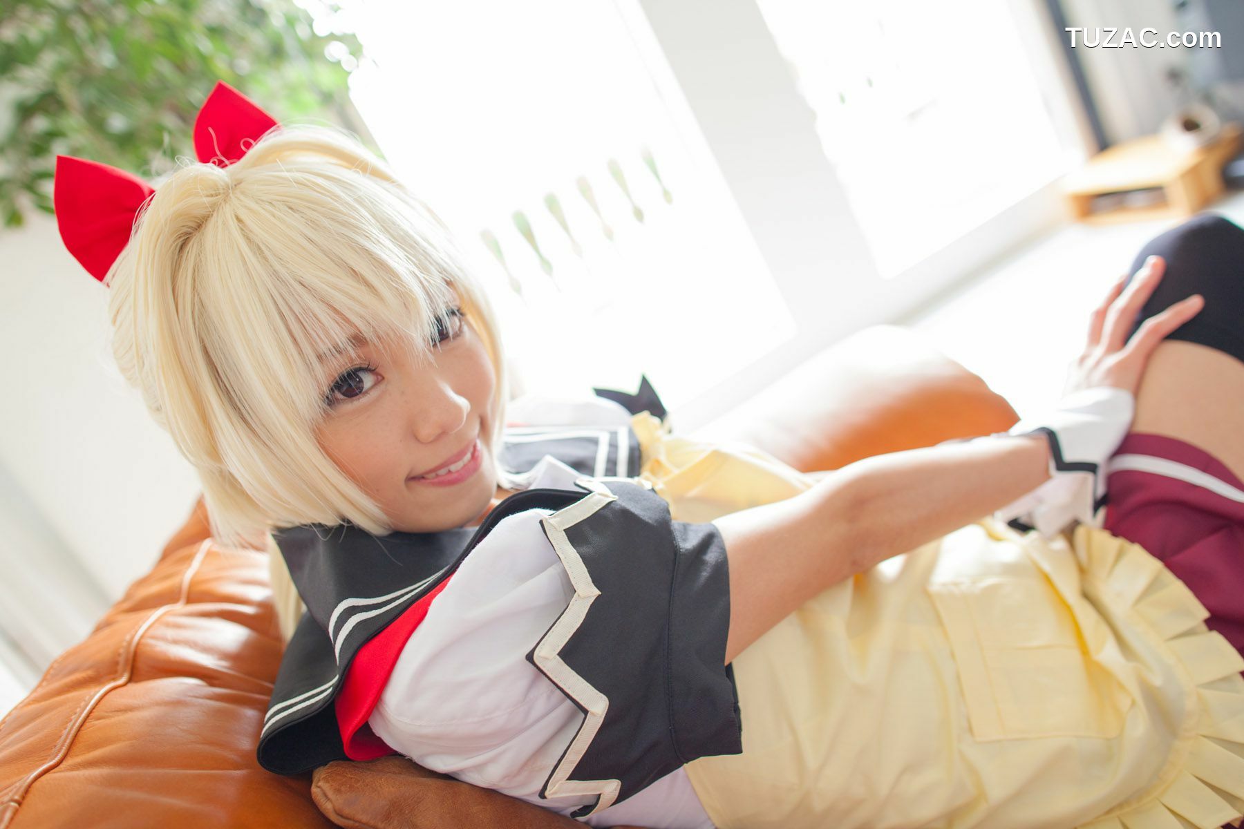 日本CosPlay_早乙女らぶ 《勇者になれなかった俺はしぶしぶ就職を決意しました》Fino Bloodstone 写真集[54P]