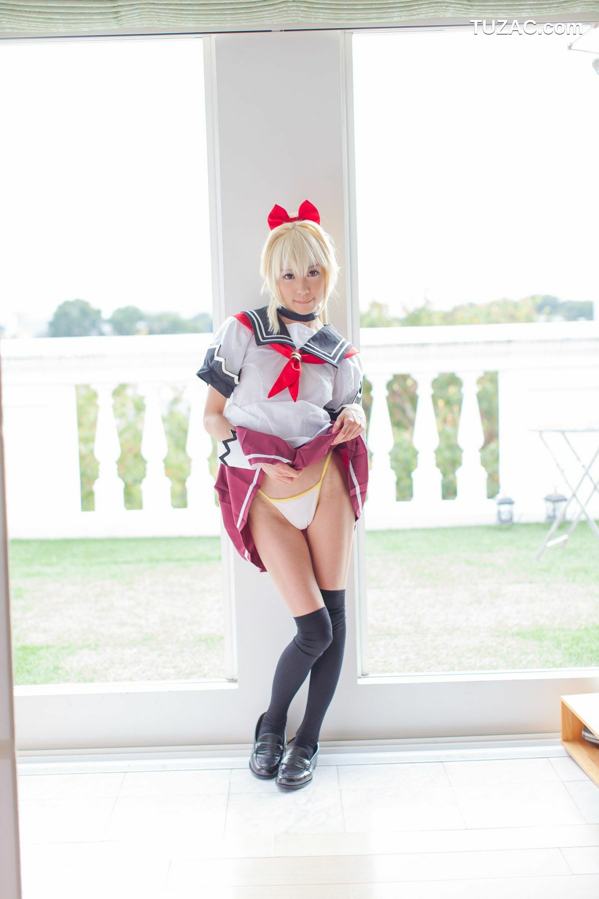 日本CosPlay_早乙女らぶ 《勇者になれなかった俺はしぶしぶ就職を決意しました》Fino Bloodstone 写真集[54P]