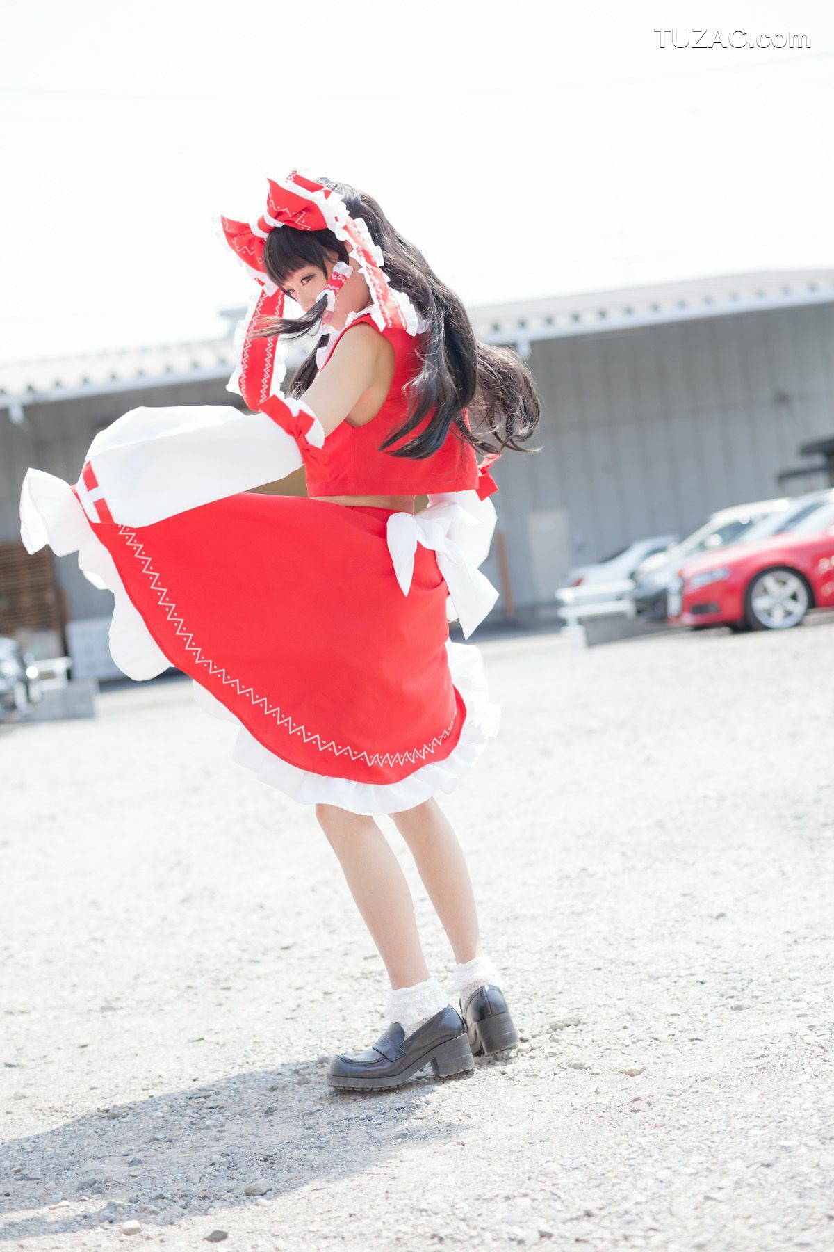 日本CosPlay_早乙女らぶ《東方Project》Hakurei Reimu(博麗霊夢) 写真集[69P]