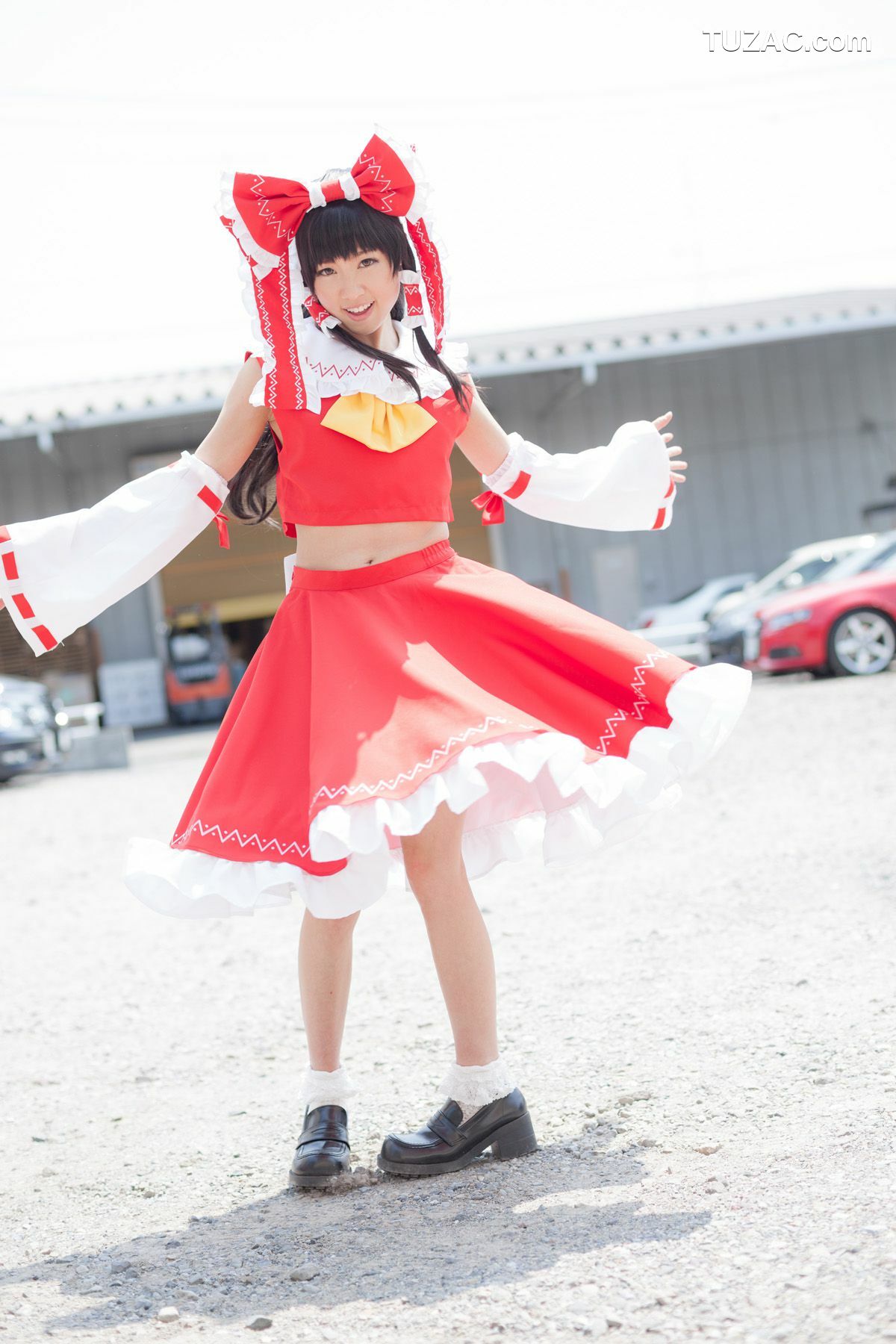 日本CosPlay_早乙女らぶ《東方Project》Hakurei Reimu(博麗霊夢) 写真集[69P]