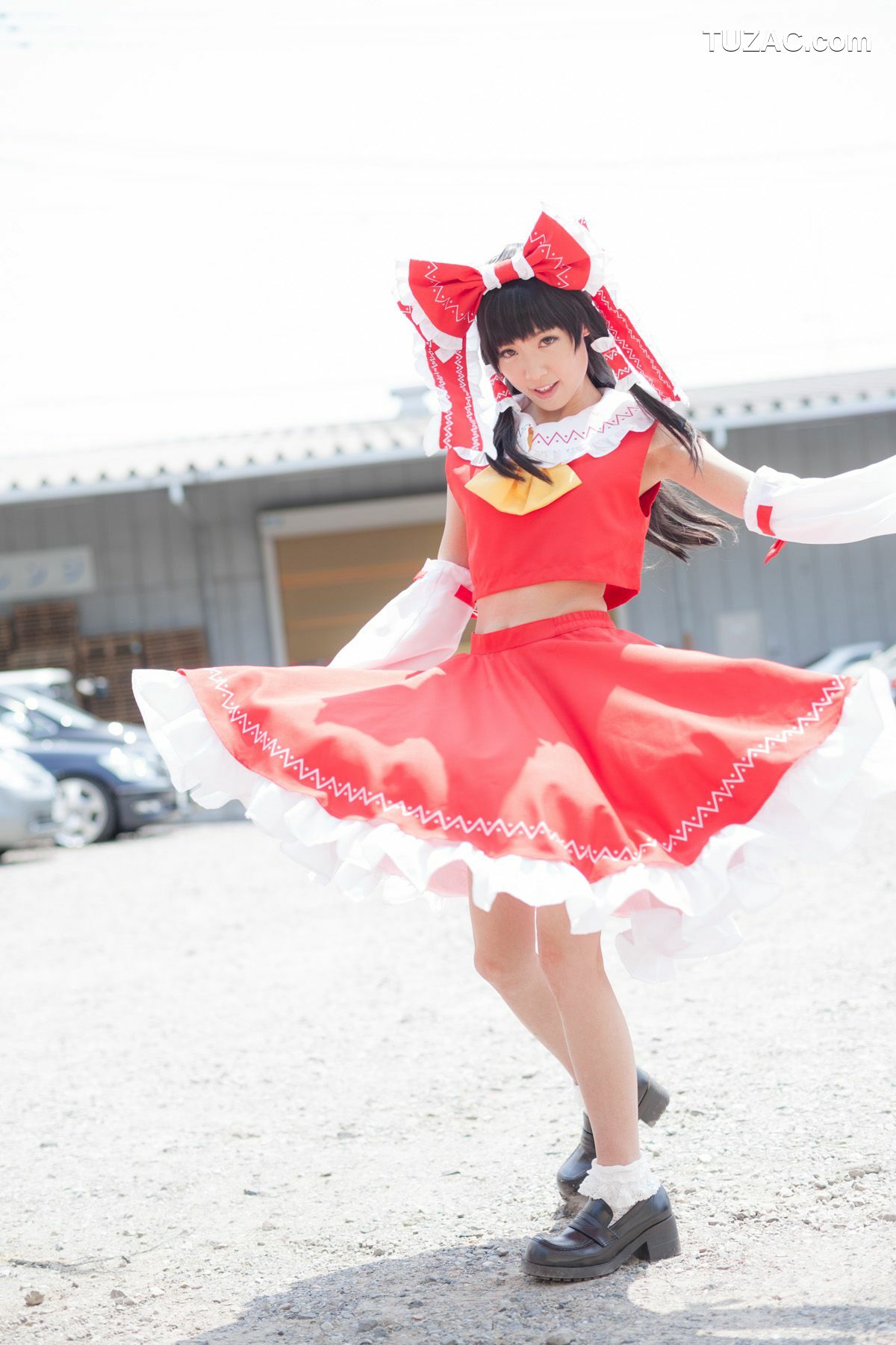 日本CosPlay_早乙女らぶ《東方Project》Hakurei Reimu(博麗霊夢) 写真集[69P]