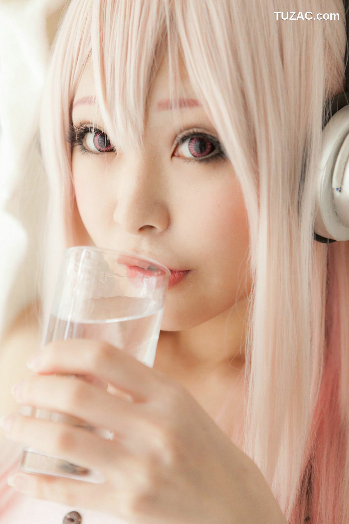 日本CosPlay_星影夕香 《Sonicomi》Super Sonico 写真集[100P]