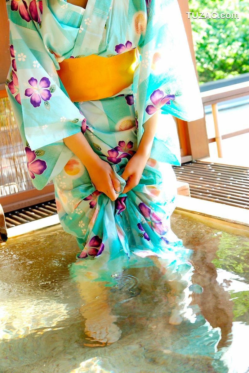 日本CosPlay_橘みなみ (Tachibana Minami) 4合1 写真套图