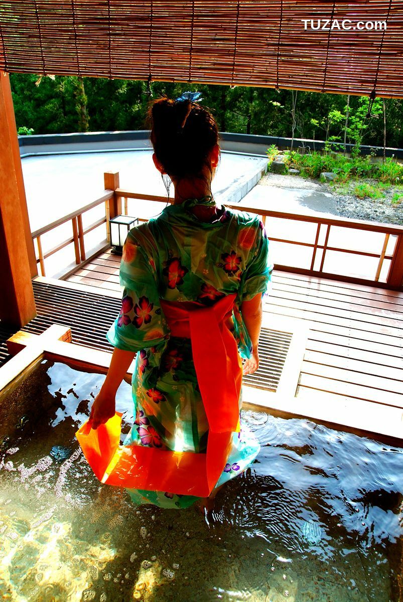 日本CosPlay_橘みなみ (Tachibana Minami) 4合1 写真套图