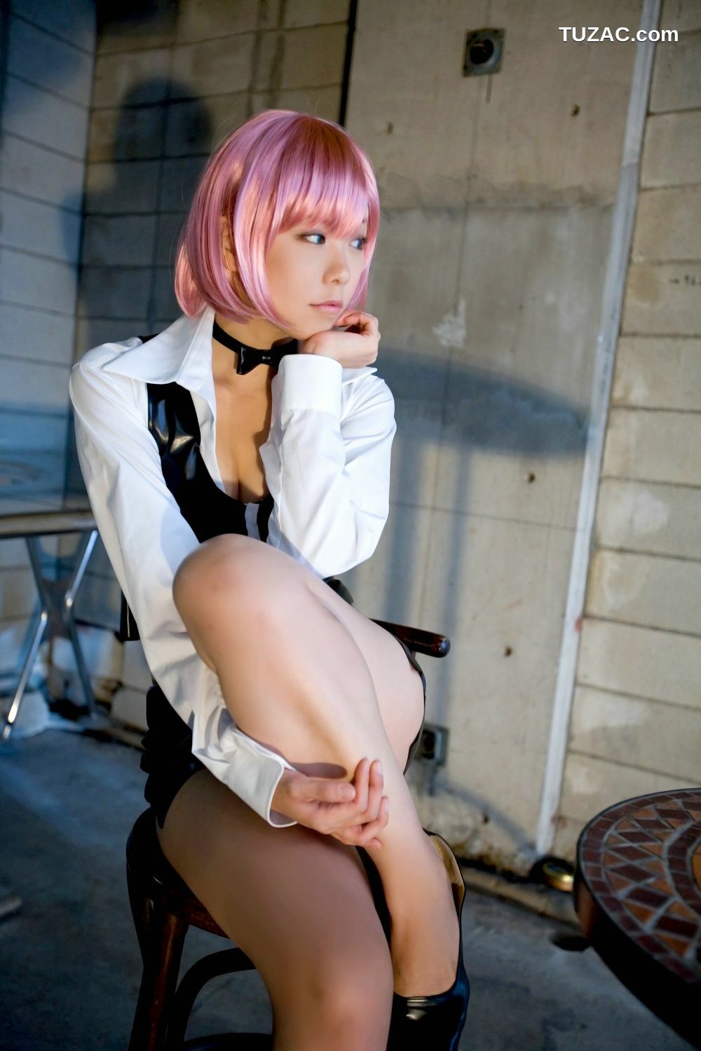 日本CosPlay_橘みなみ (Tachibana Minami) 《赌场少女》理欧・罗伦斯 3Sets 写真集