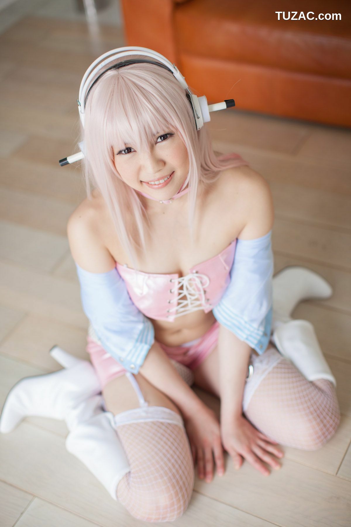 日本CosPlay_沙藤ユリ (Satou Yuri) 《Sonicomi》Super Sonico 写真集[98P]