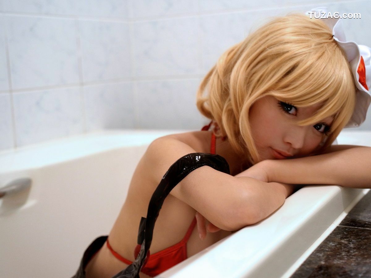 日本CosPlay_火将ロシエル 《Touhou Project》Hakurei Reimu+Flandre Scarlet 写真集[100P]