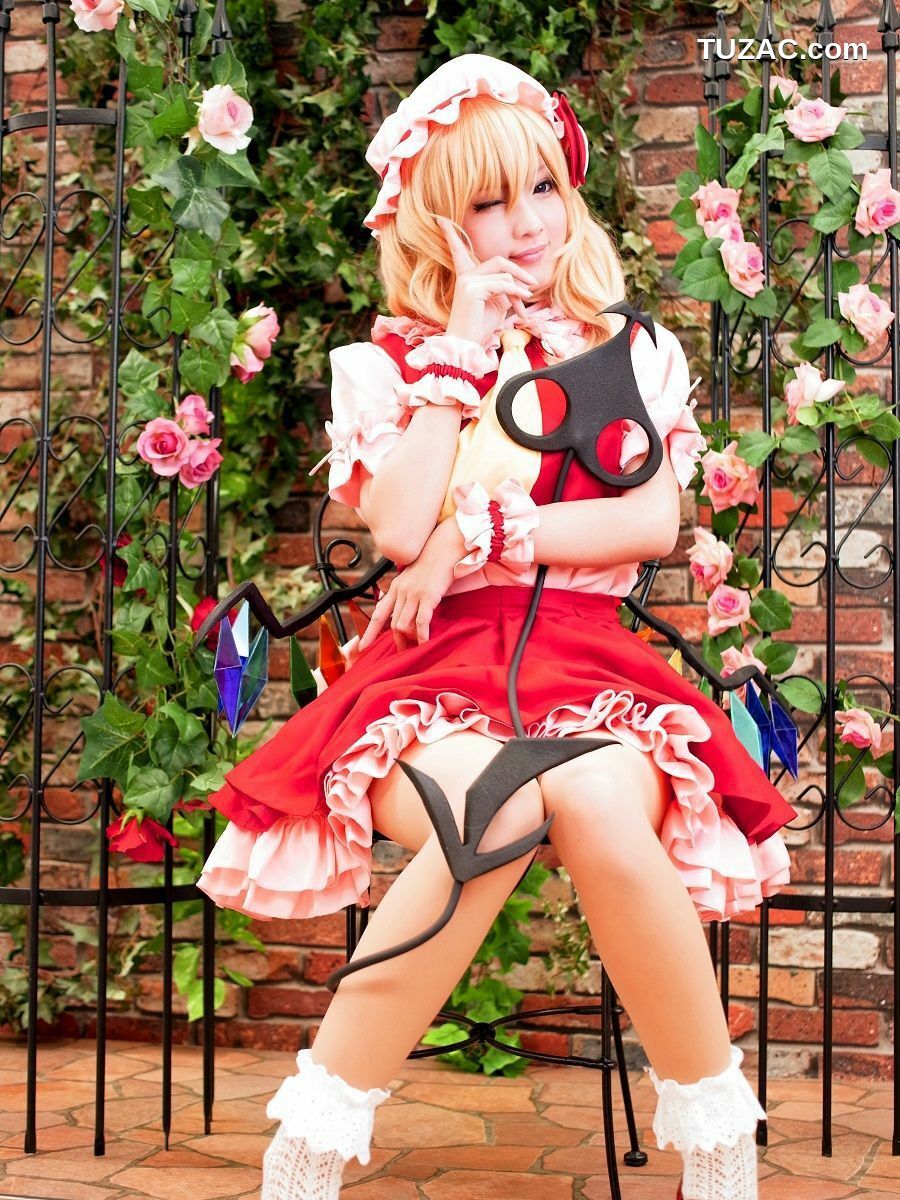 日本CosPlay_火将ロシエル 《Touhou Project》Hakurei Reimu+Flandre Scarlet 写真集[100P]