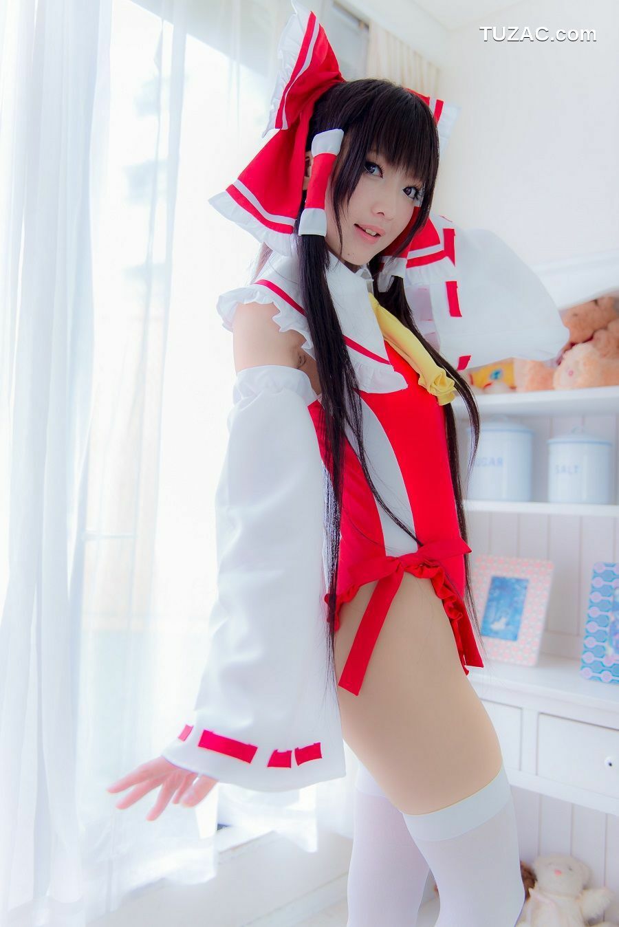 日本CosPlay_火将ロシエル 《Touhou Project》Hakurei Reimu+Flandre Scarlet 写真集[100P]
