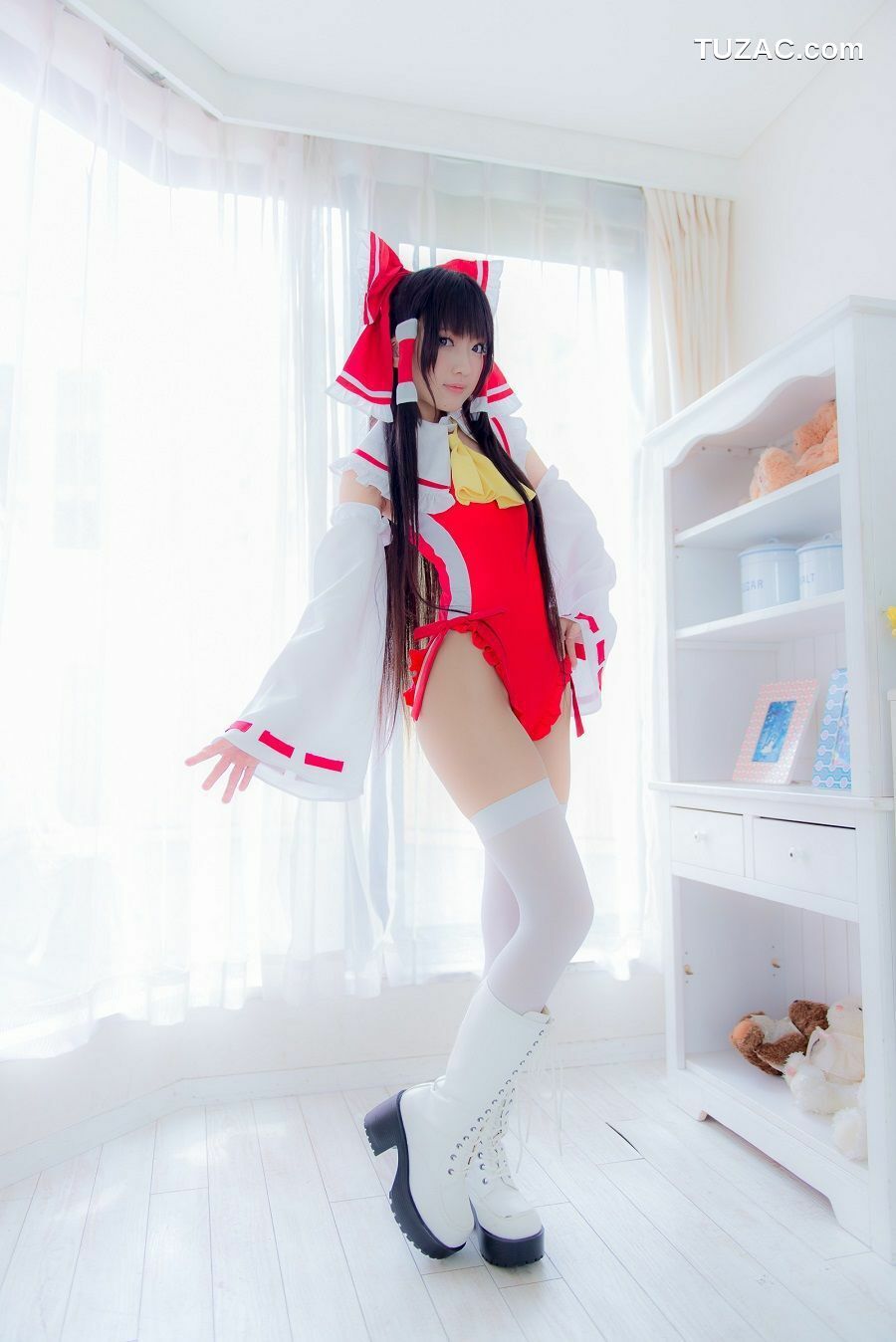 日本CosPlay_火将ロシエル 《Touhou Project》Hakurei Reimu+Flandre Scarlet 写真集[100P]