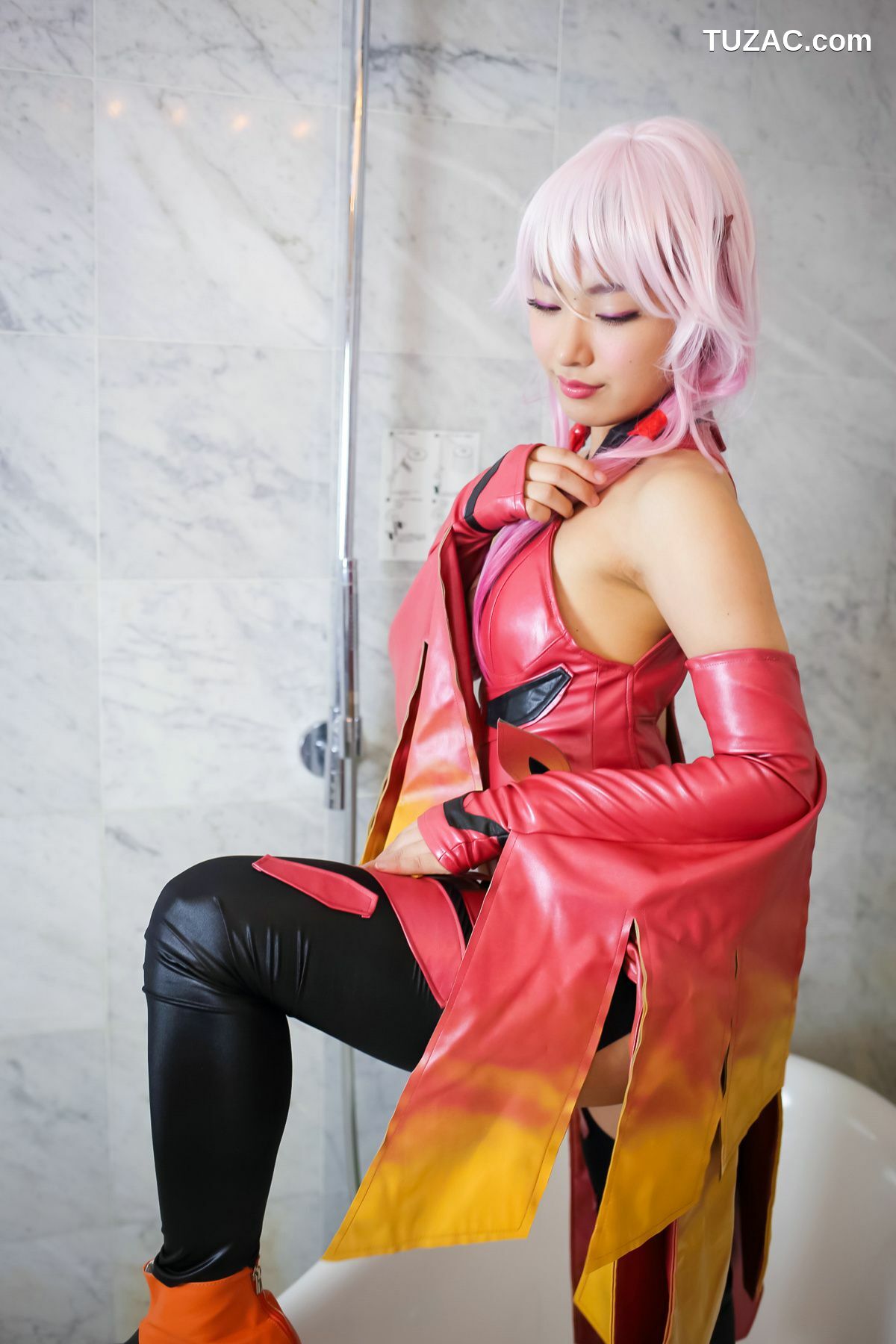 日本CosPlay_由愛可奈 《Guilty Crown》楪いのり 写真集[69P]