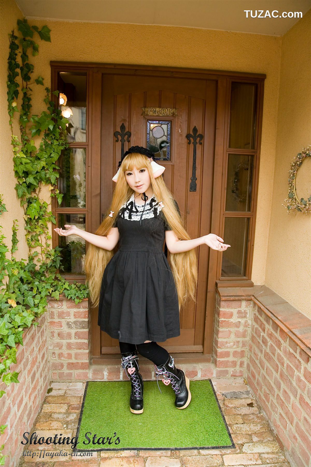 日本CosPlay_绫香 (Saku サク) 《Chobits》Chii+Freya 写真集[47P]
