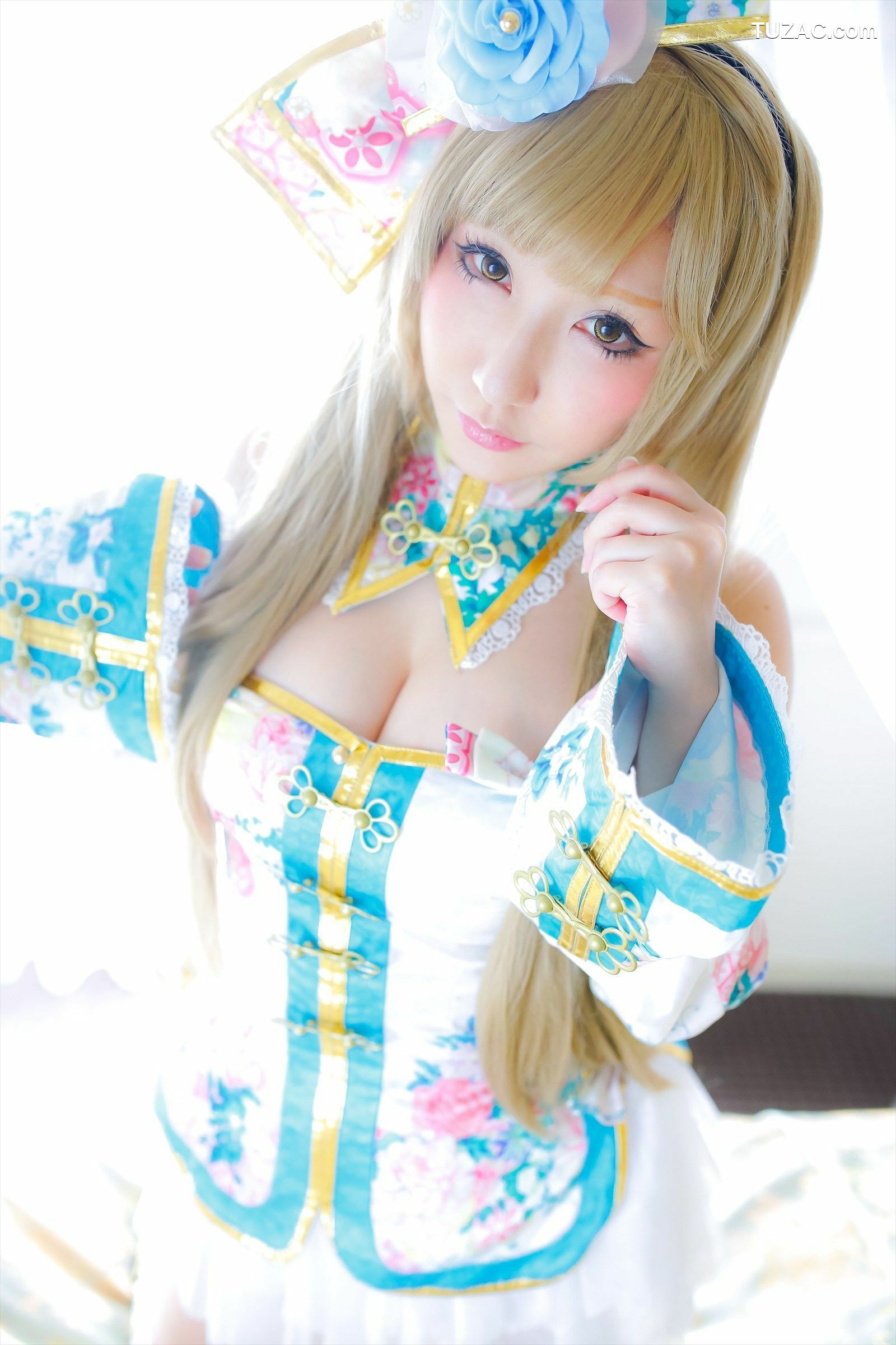 日本CosPlay_绫香 (Saku サク) 《Love Live!》Toujou Nozomi+Minami Kotori 写真集