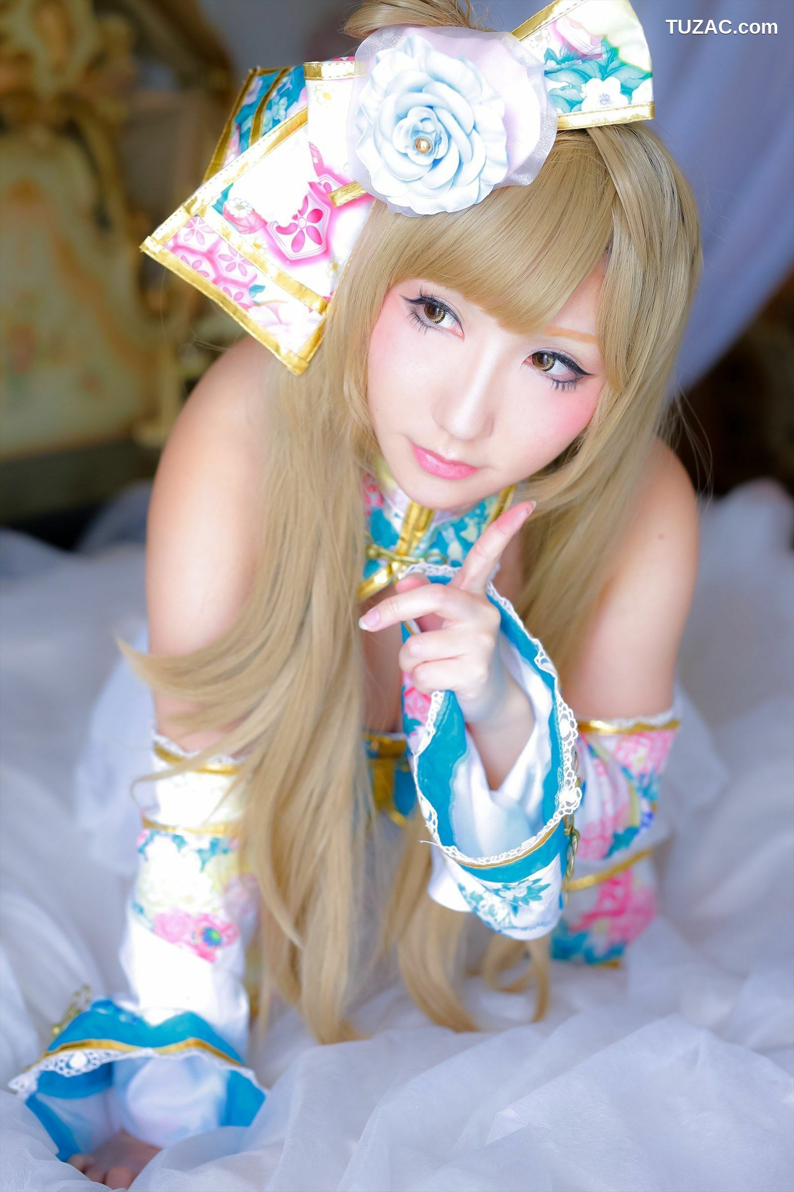 日本CosPlay_绫香 (Saku サク) 《Love Live!》Toujou Nozomi+Minami Kotori 写真集