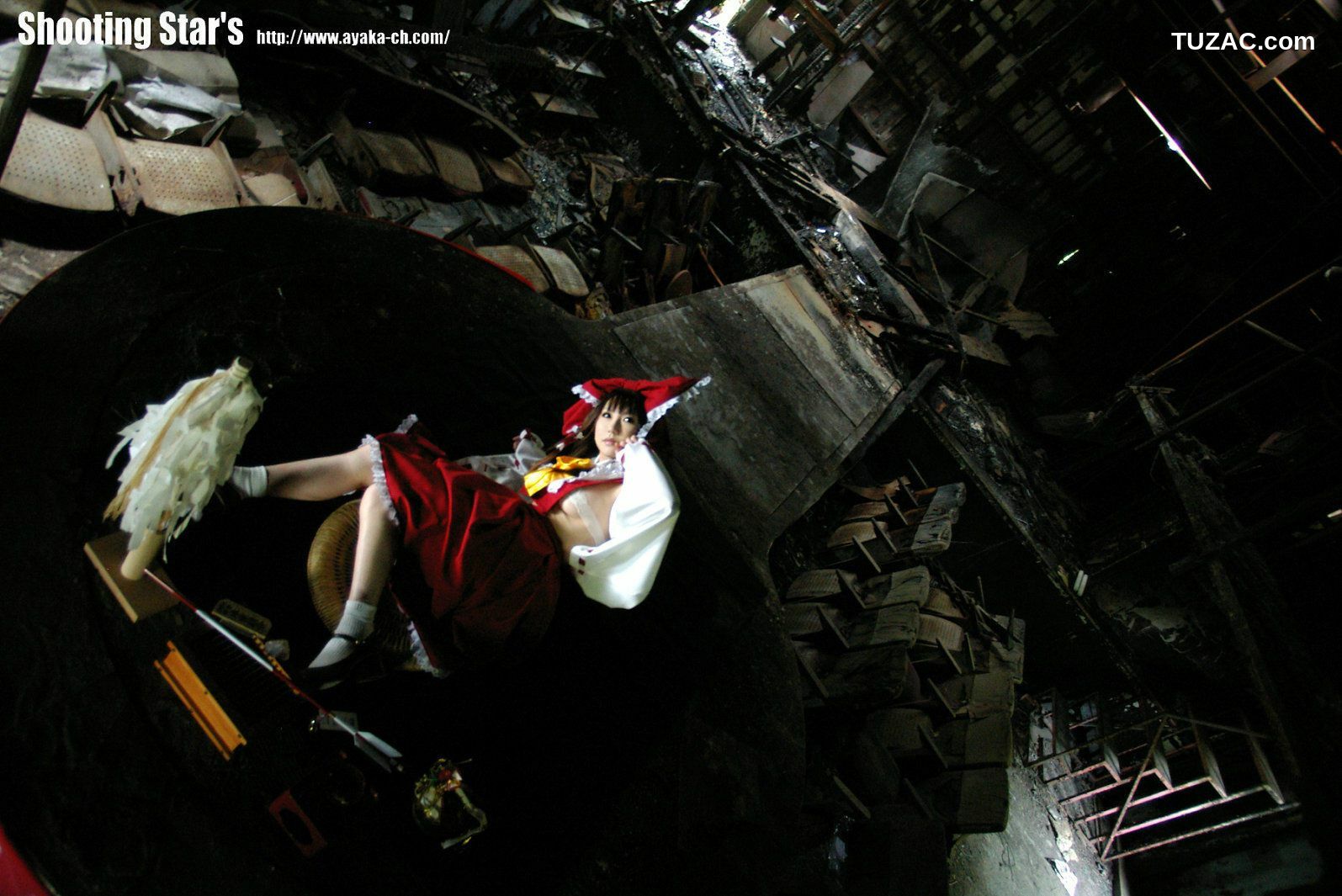 日本CosPlay_绫香 (Saku サク) 《Touhou Project》Hakurei Reimu+Kirisame Marisa 写真集[115P]