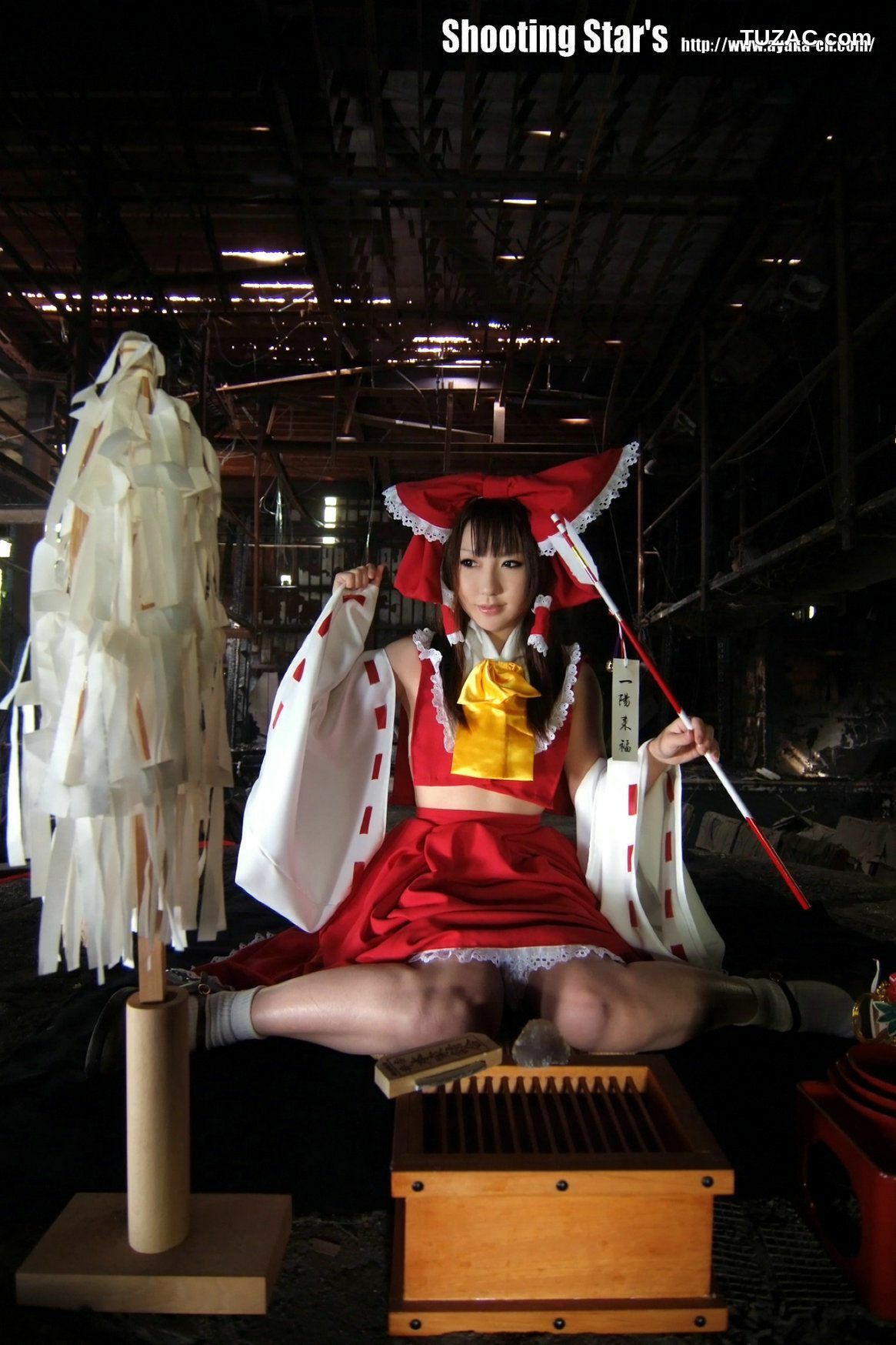 日本CosPlay_绫香 (Saku サク) 《Touhou Project》Hakurei Reimu+Kirisame Marisa 写真集[115P]